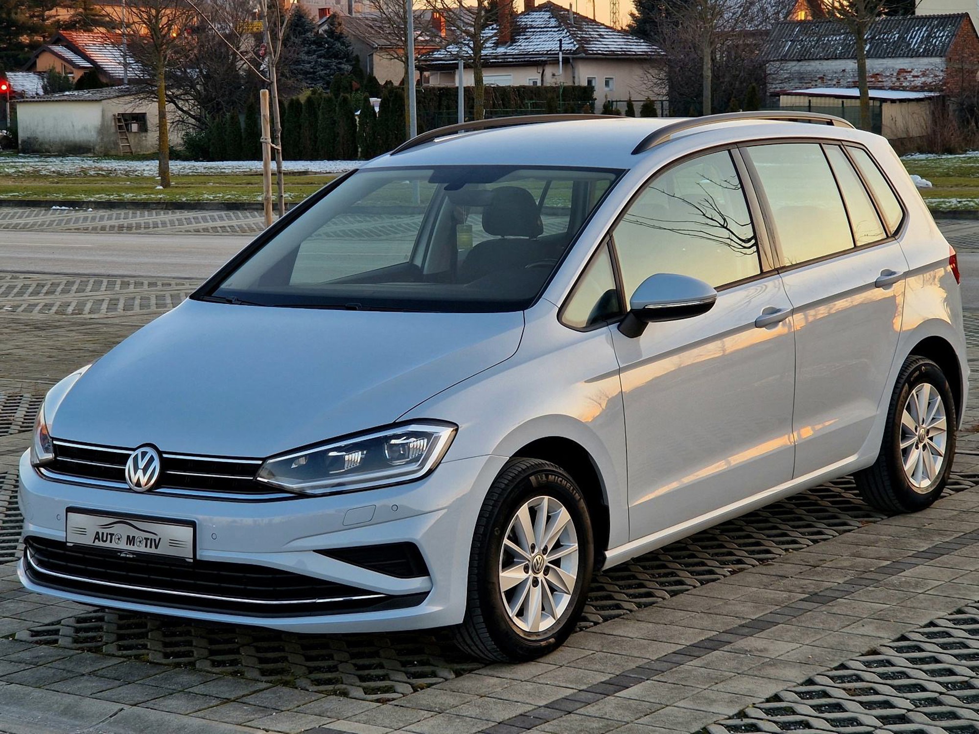 VW Sportsvan 2018, fotografija 3