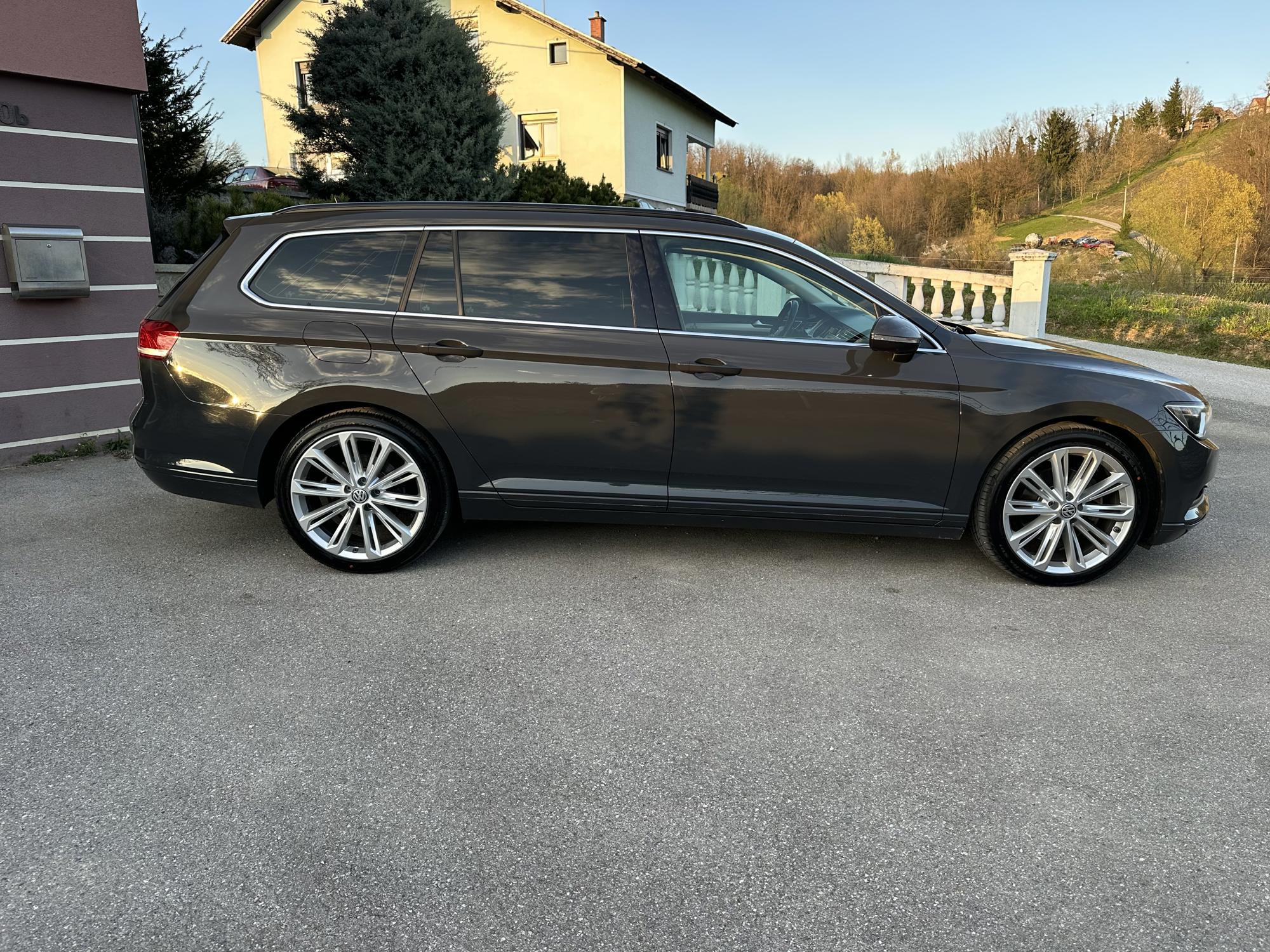 VW Passat Variant 2.0tdi dsg, pogled izvana - slika 2