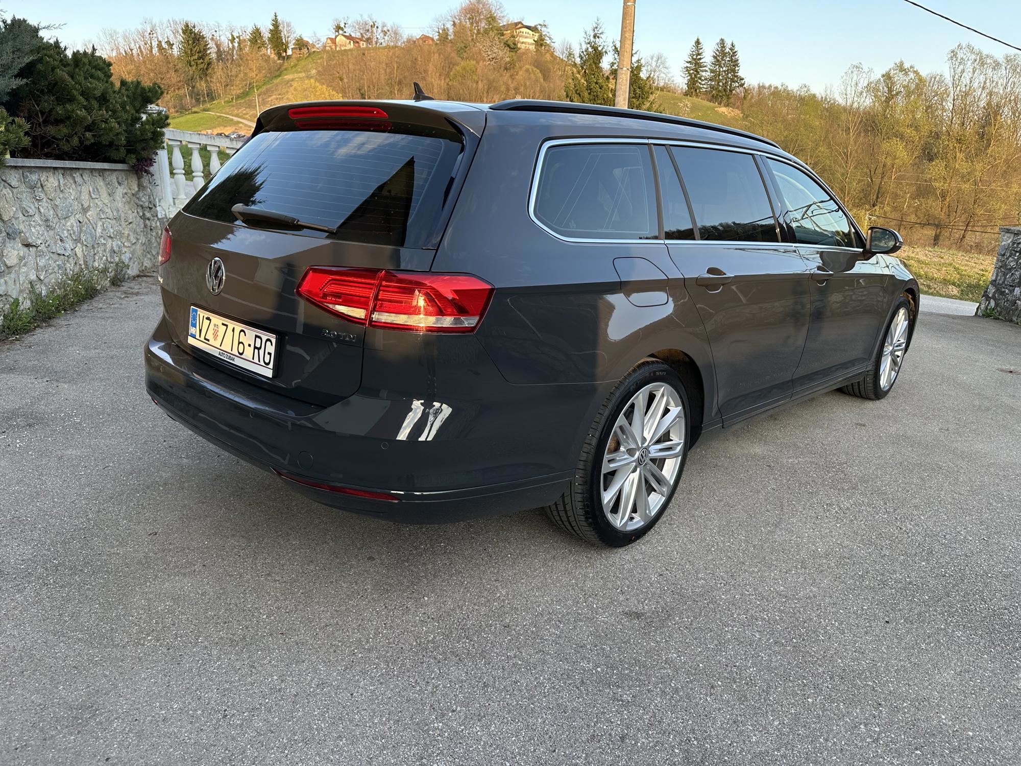 VW Passat Variant 2.0tdi dsg, pogled izvana - slika 3