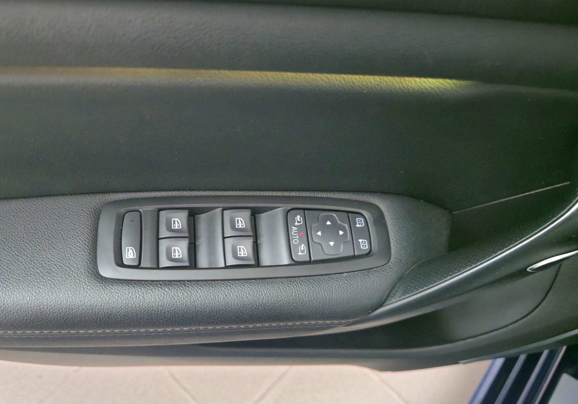 Renault megane grandtour 1.5 dci 2017 g, fotografija 15