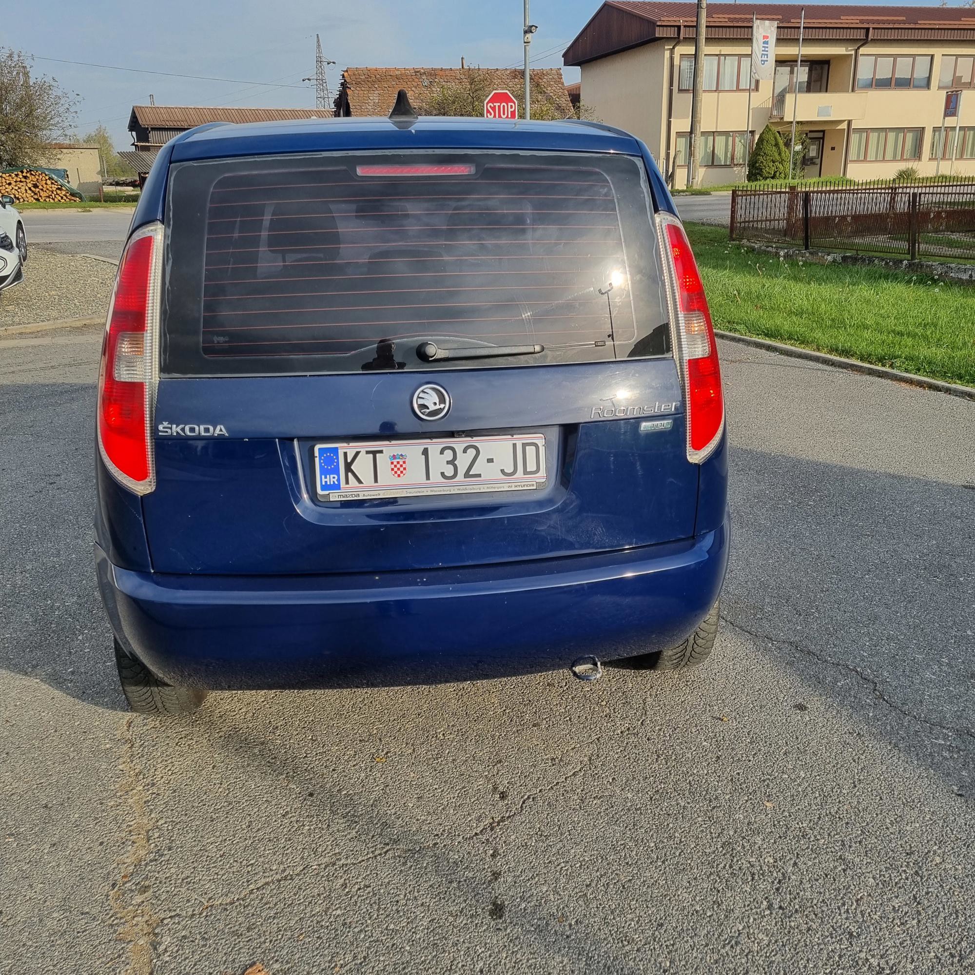 Škoda Roomster 1,2TDI,registrirana godinu dana,vlasnik vozila, fotografija 3