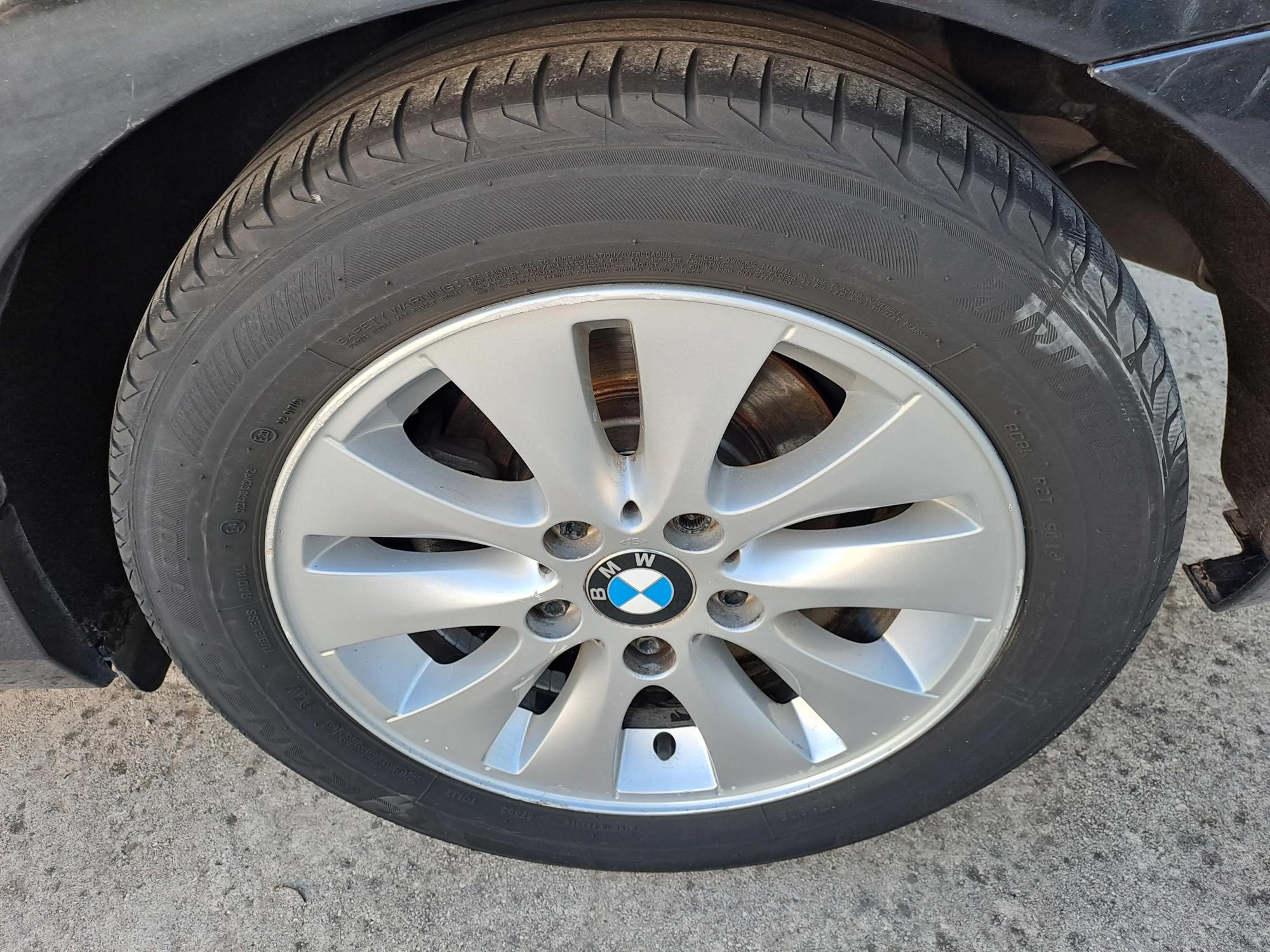 BMW 118DIZEL KLIMATRONIC ALU FELGE 2011GOD, pogled izvana - slika 4
