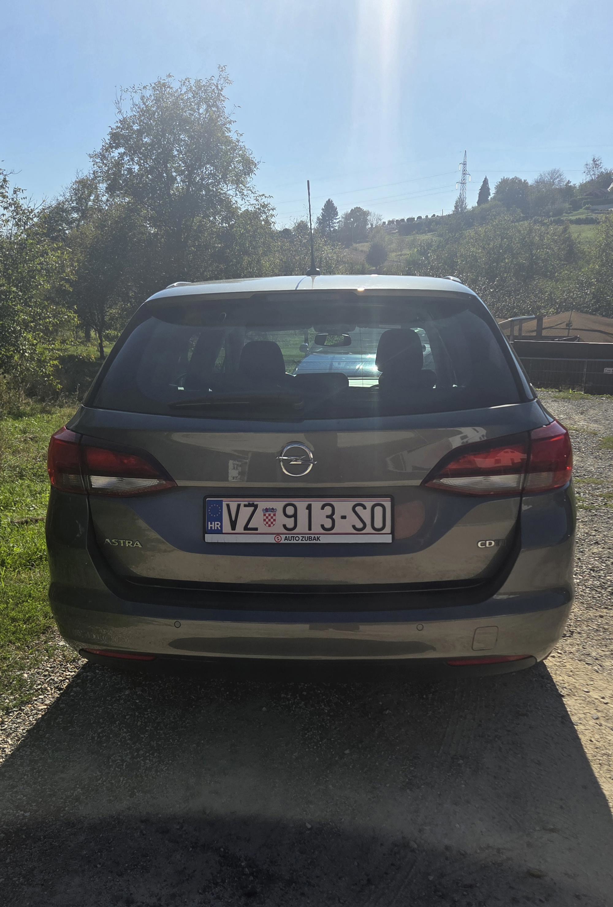 Opel Astra K 1.6 CDTI (81 kW / 110 KS) – 2017. god, 143.000 km, REG. GODINU DANA!, fotografija 2