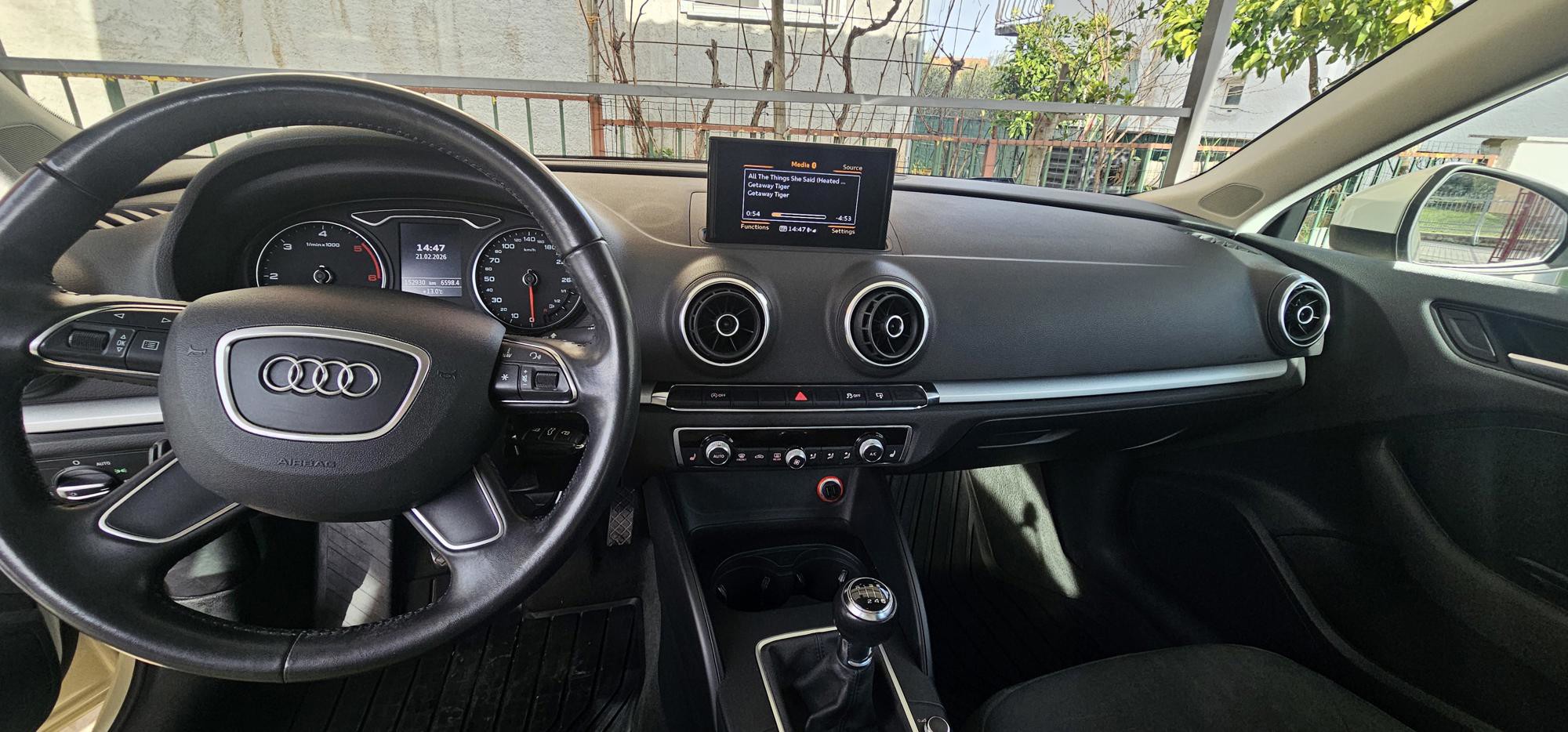 Audi A3 Sportback 1,6 TDI ultra Attraction, Comfor, fotografija 4