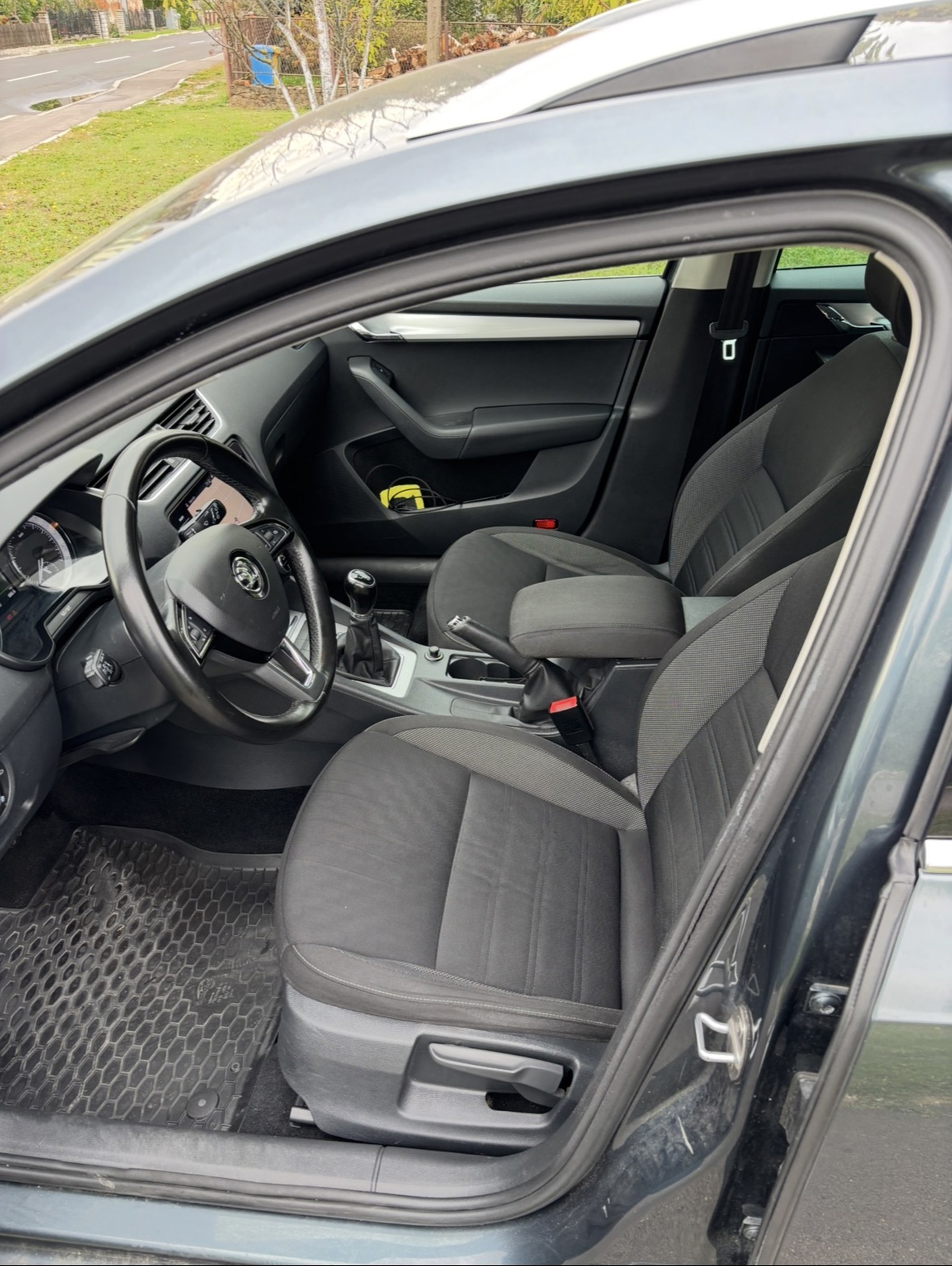 Škoda Octavia 1,6 TDI, fotografija 6