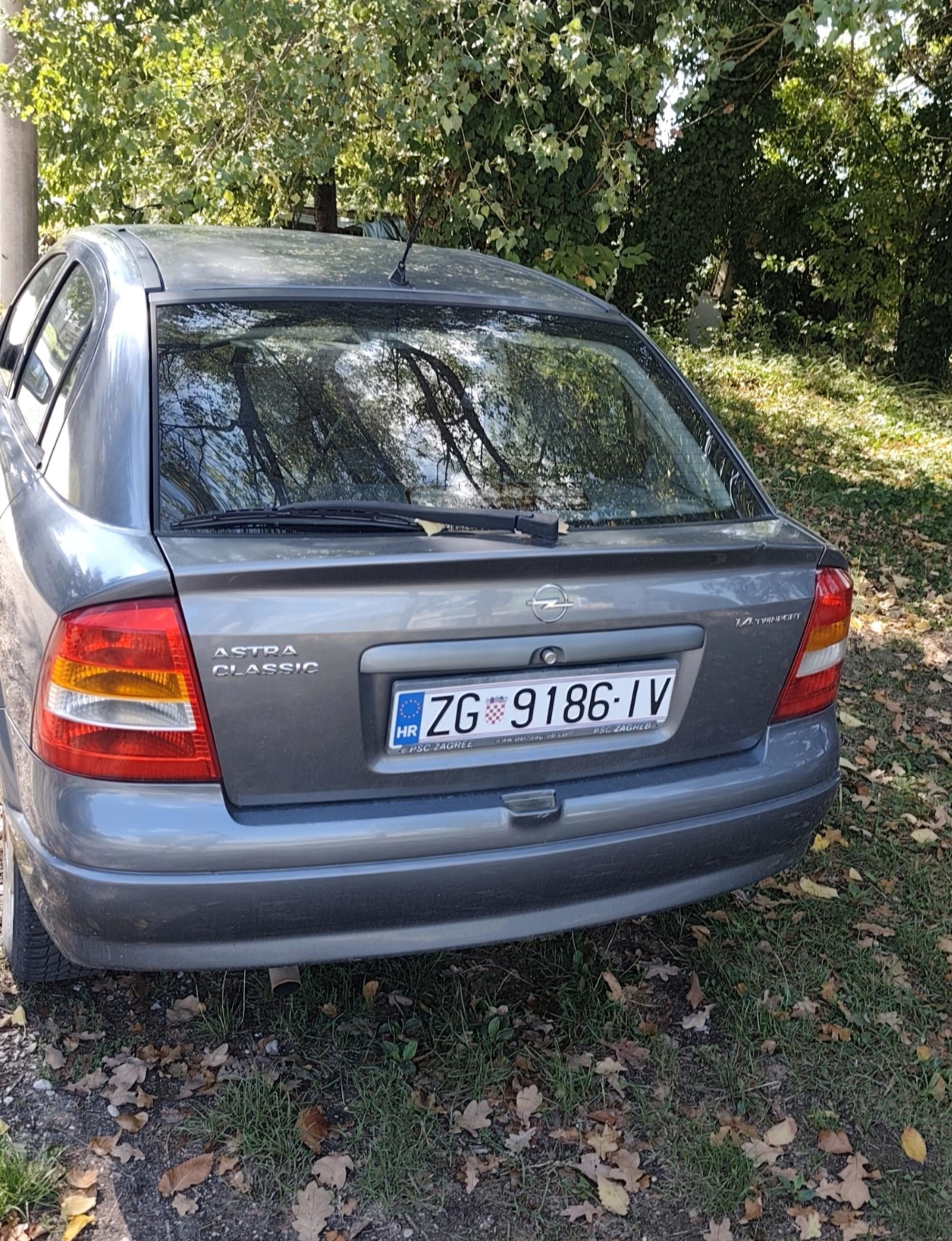 Opel Astra, pogled izvana - slika 2