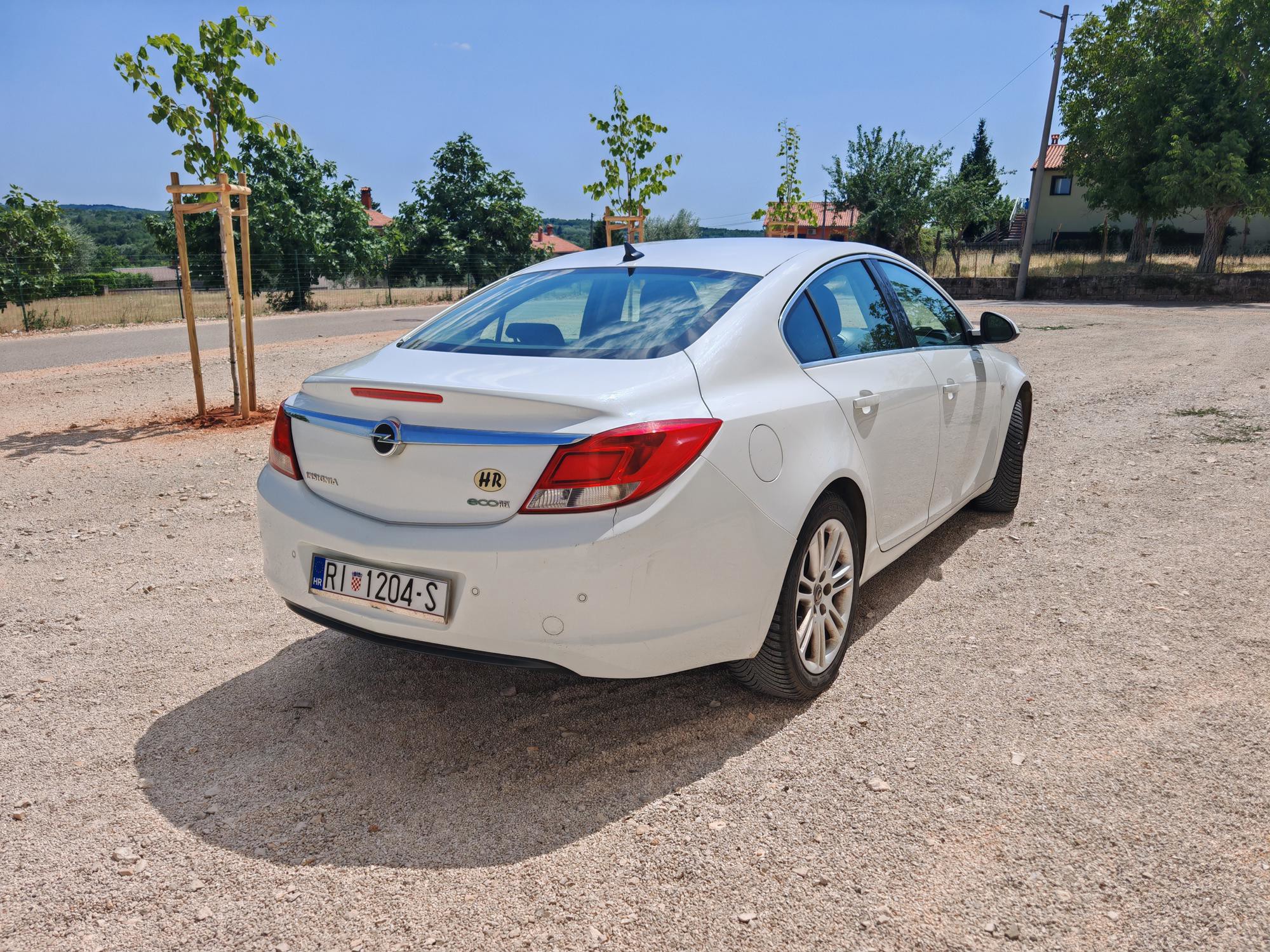 Opel Insignia, fotografija 3