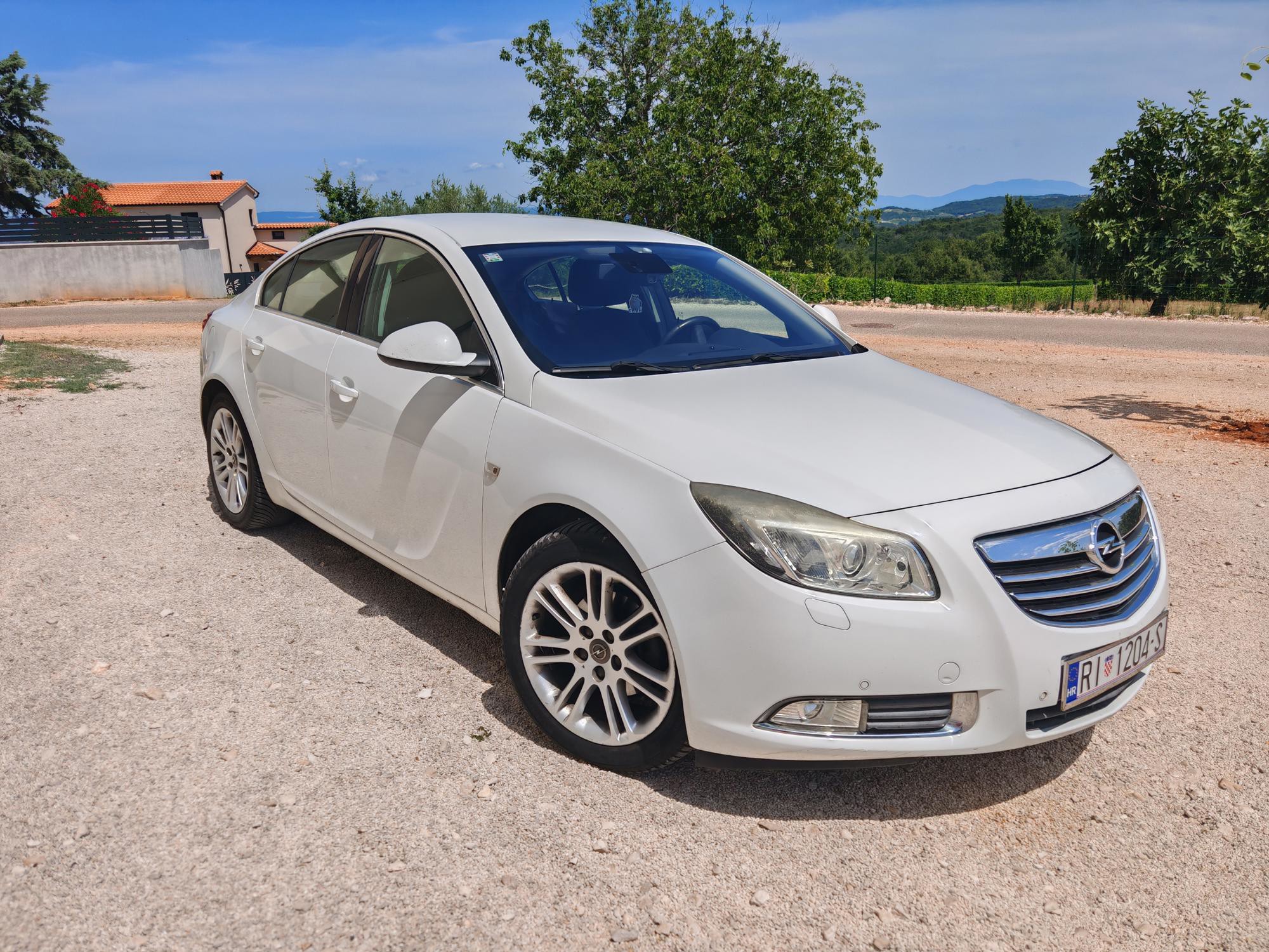 Opel Insignia, fotografija 2