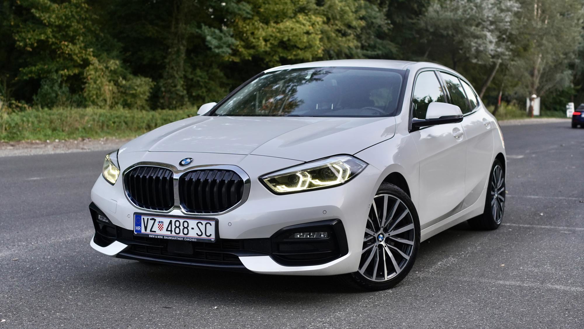 BMW 120d Sport Line, 190 KS, 2020., fotografija 2