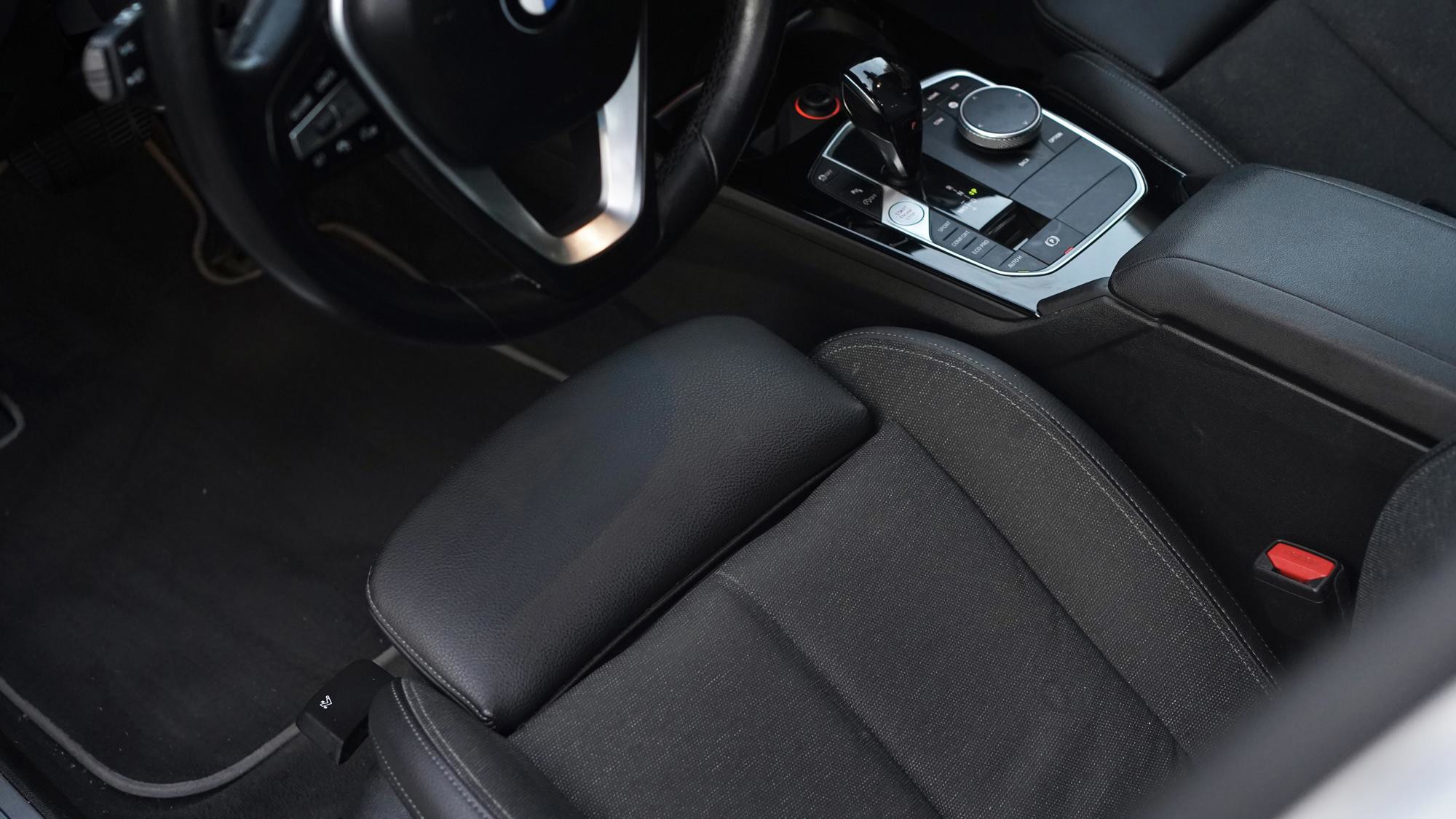 BMW 120d Sport Line, 190 KS, 2020., fotografija 10