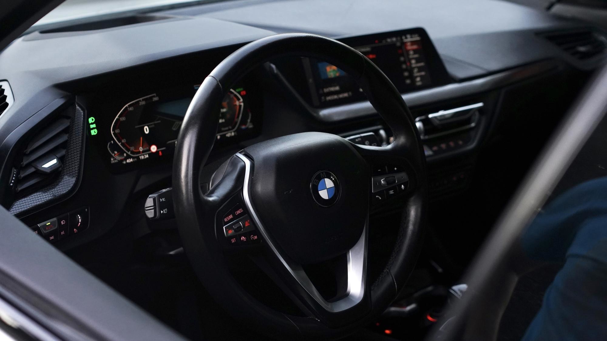 BMW 120d Sport Line, 190 KS, 2020., fotografija 6