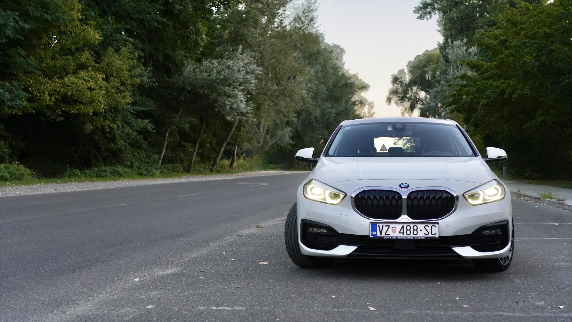 BMW 120d Sport Line, 190 KS, 2020., fotografija 15