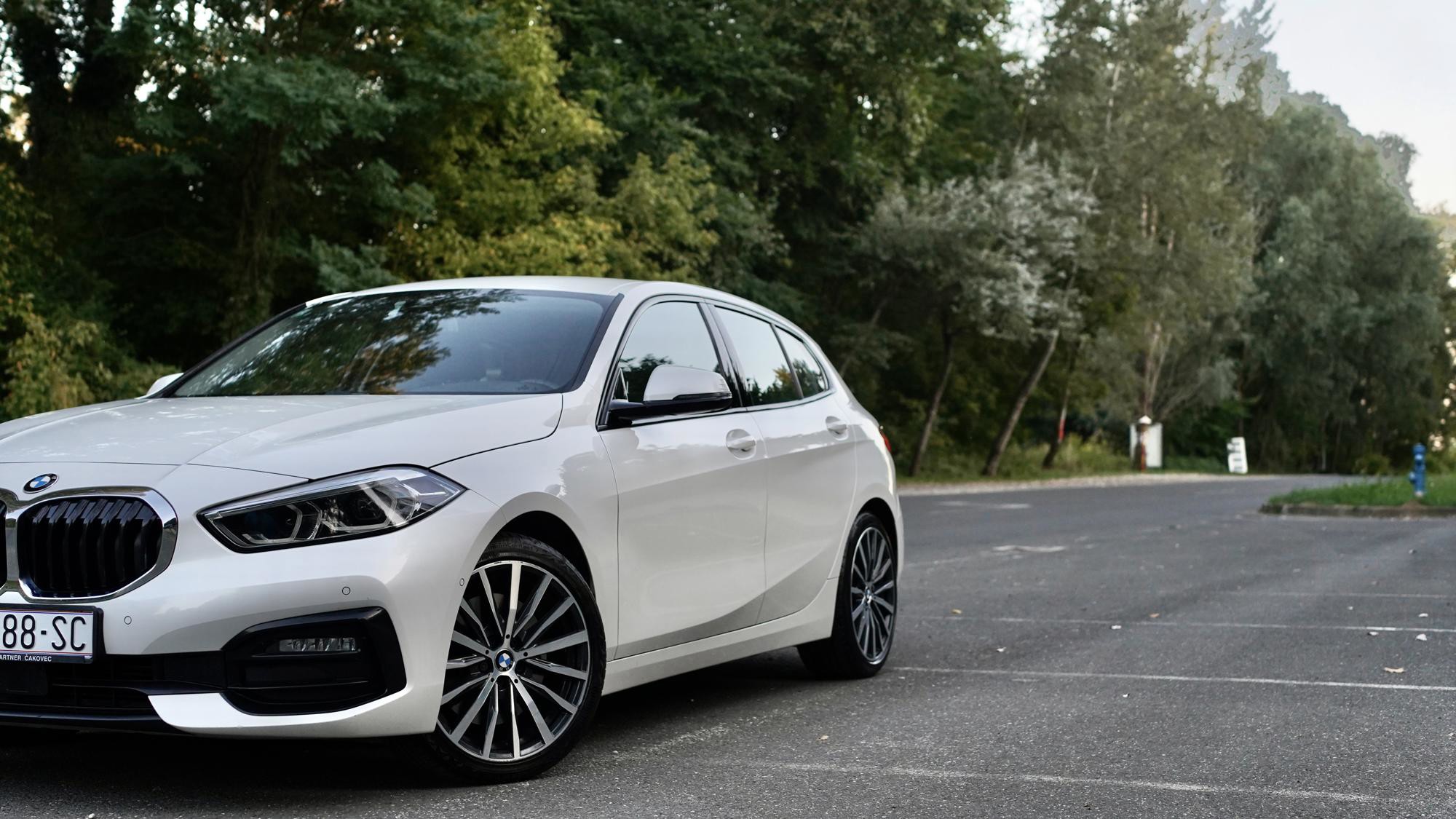 BMW 120d Sport Line, 190 KS, 2020., fotografija 3