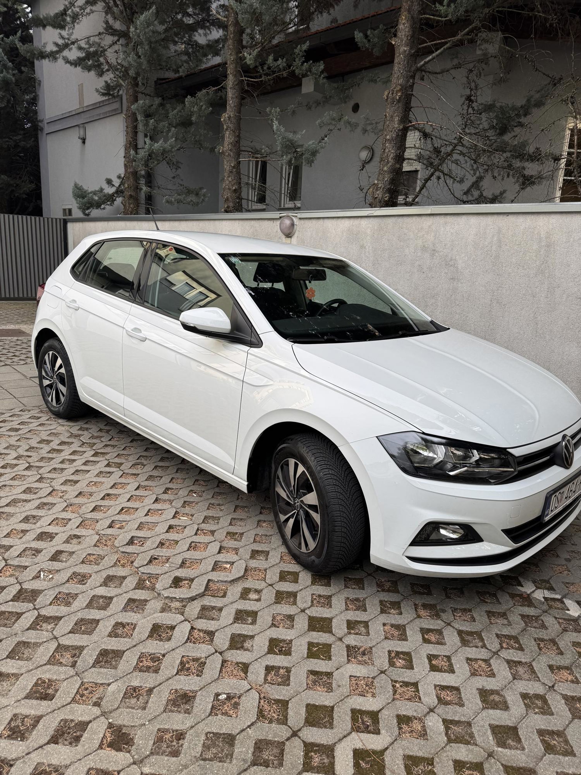 VW POLO 1.0 TSI Comfortline 2021 godiste reg. do 08/27, fotografija 2