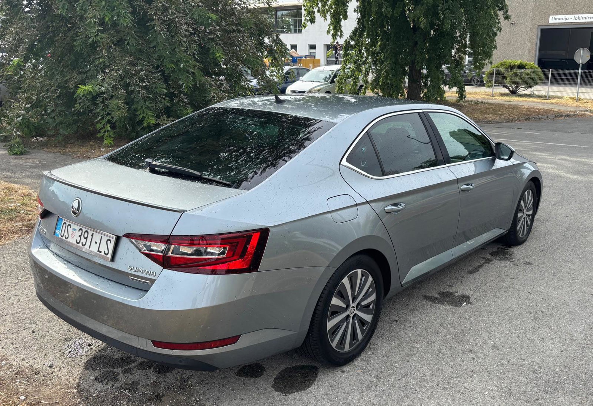 Škoda Superb 1,6 TDI , 2017. godište, pogled izvana - slika 2