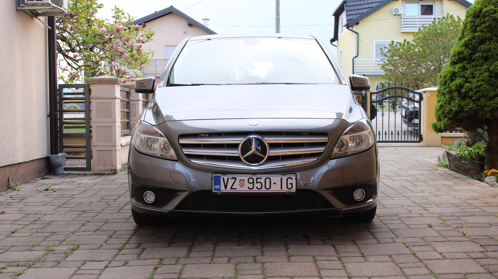 Mercedes 180 CDI, pogled izvana - slika 1
