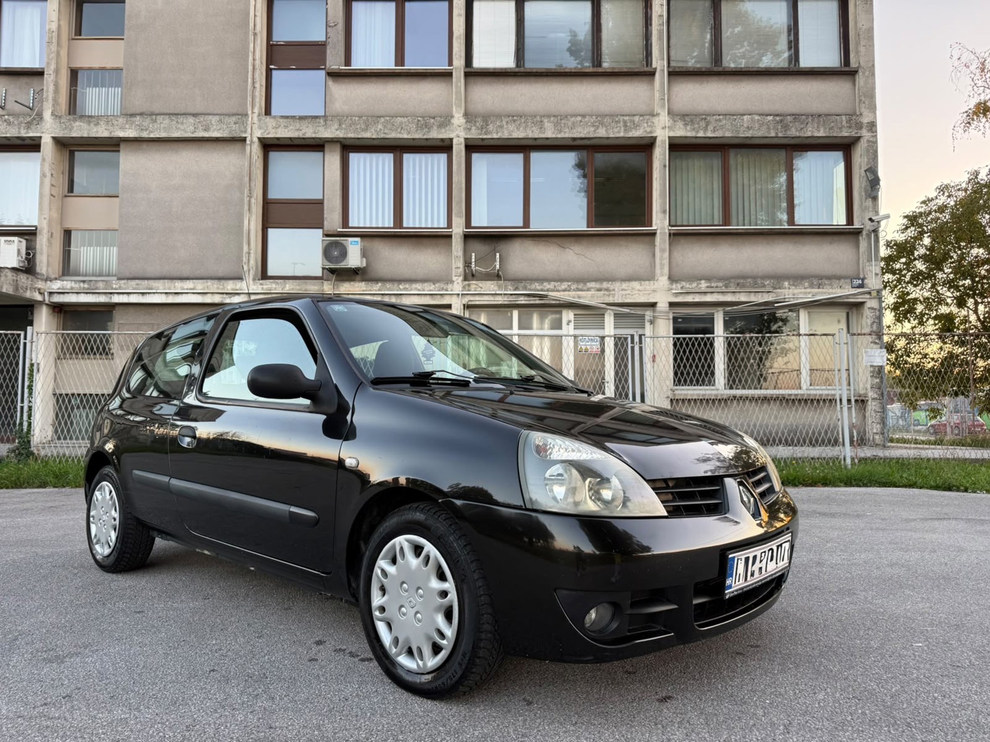 Renault clio storia, fotografija 2