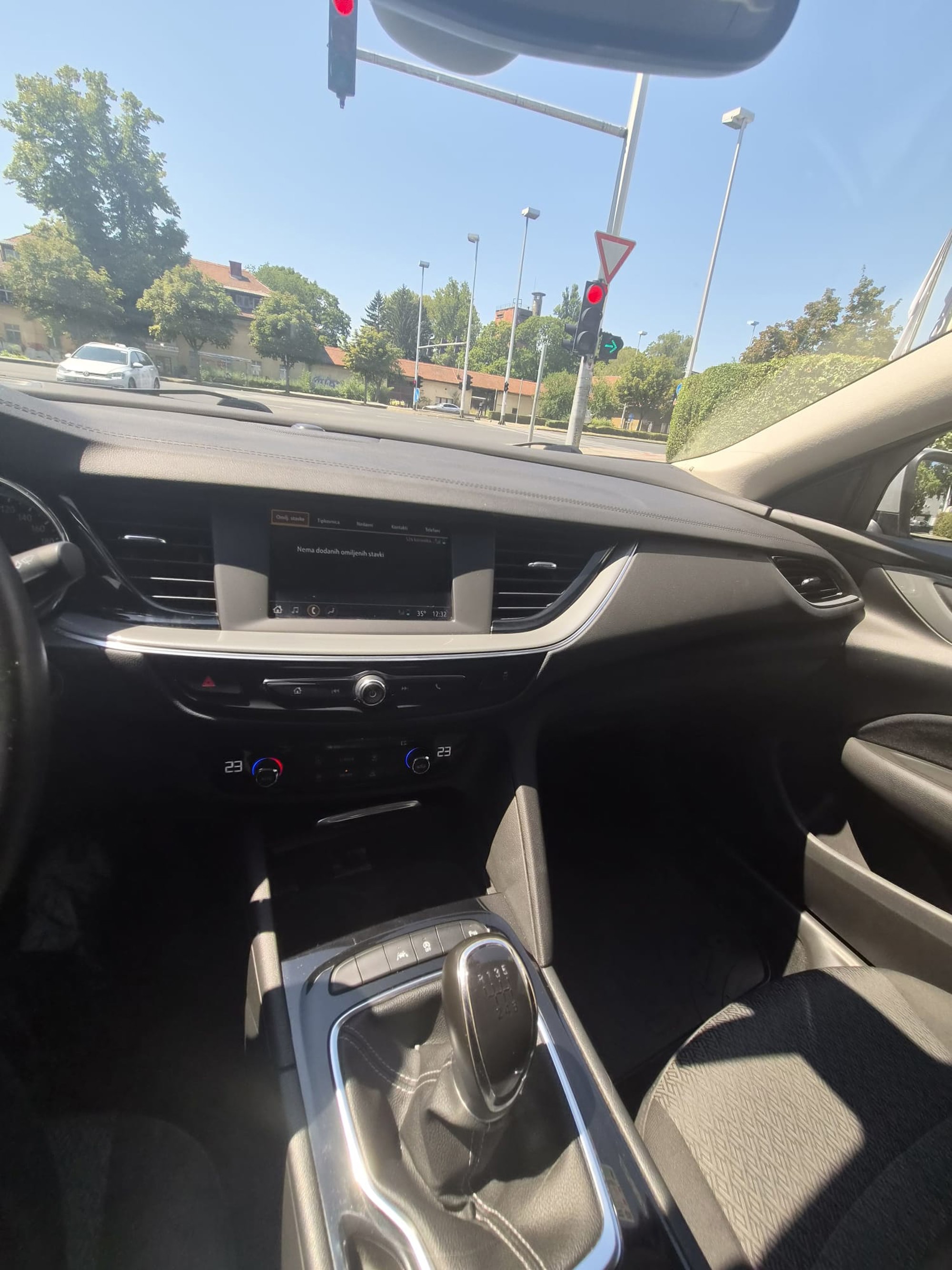Opel Insignia 1,6 CDTI, fotografija 4