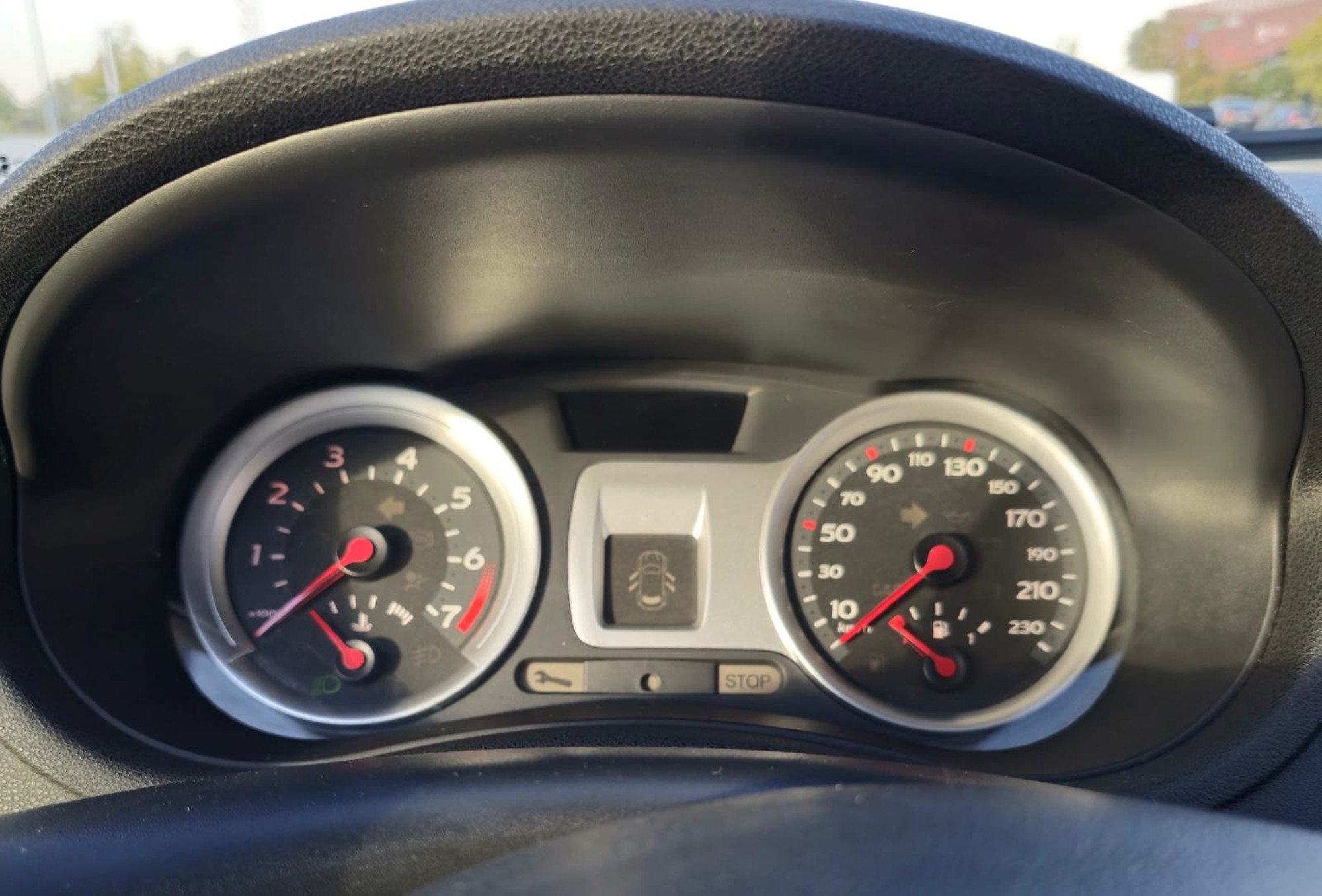 Renault clio 1,2 16v 2007, klima, 2 seta guma, fotografija 6