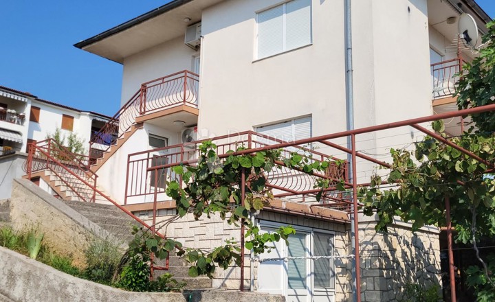 Samostojeća kuća blizu mora