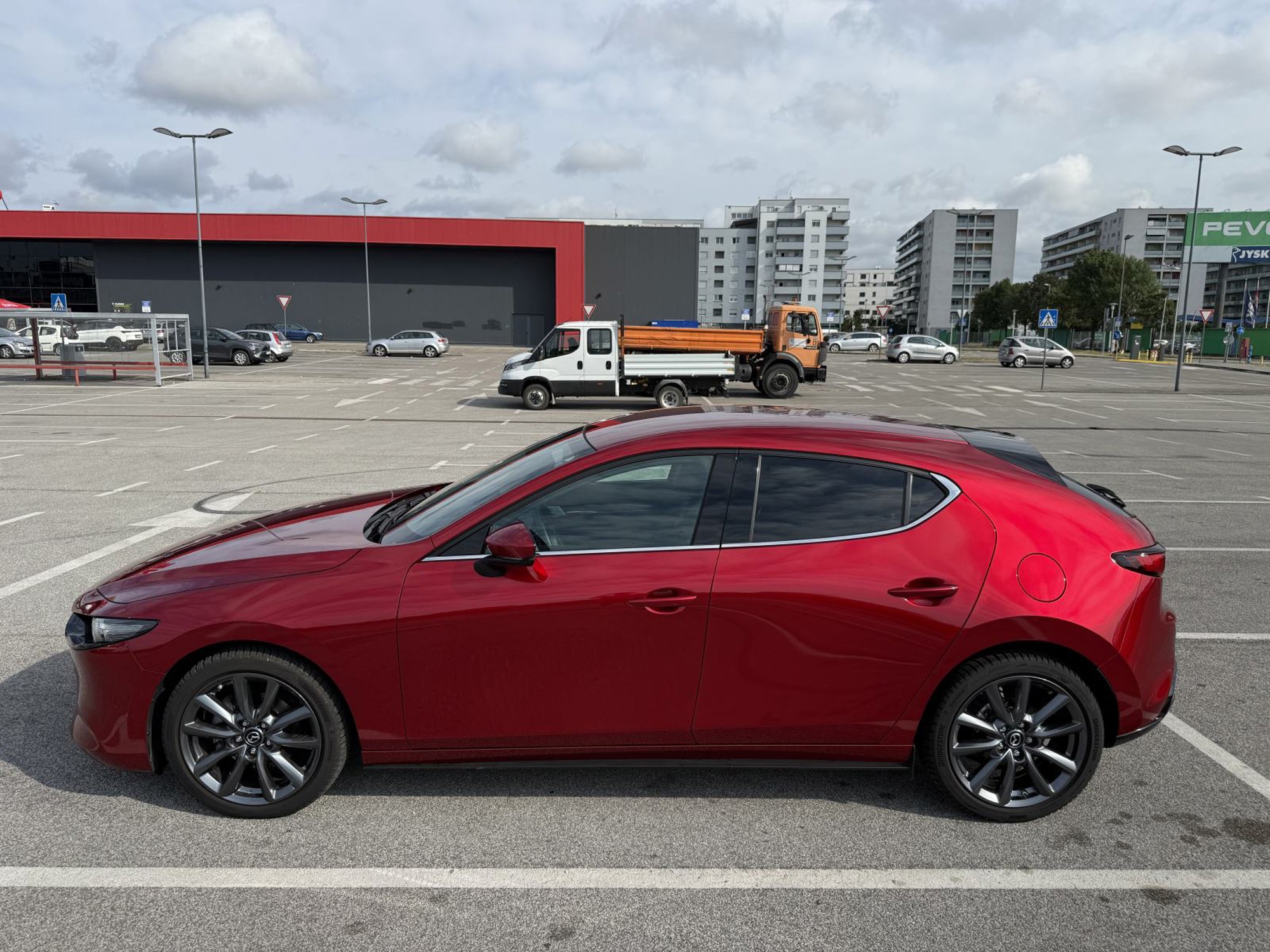 Mazda 3 Exclusive-Line G140 automatik, reg. do 07/27, jamstvo do 02/31, kasko, fotografija 3