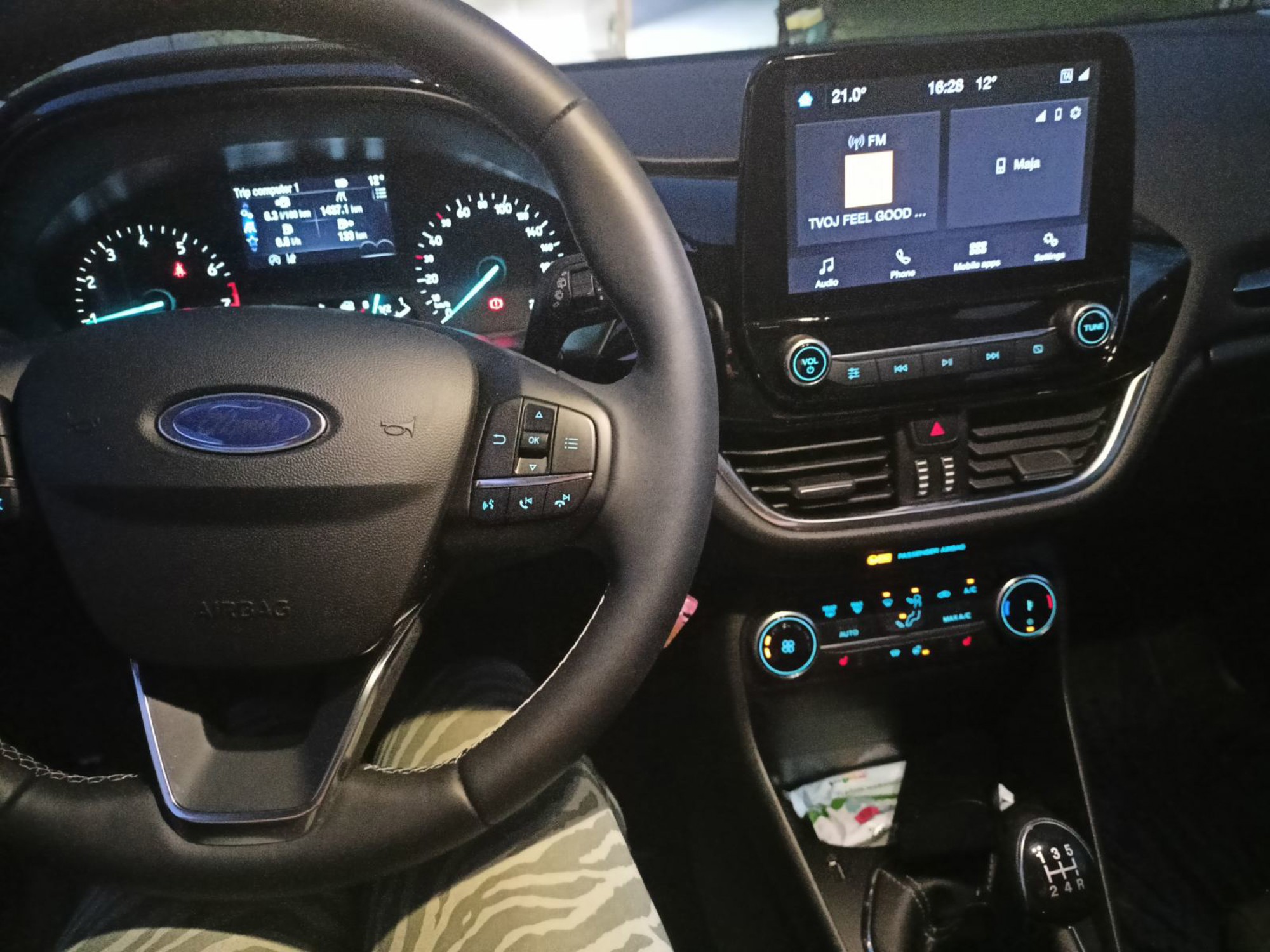 Ford Fiesta 1,1 titanium ● 17000 km ● jamstvo 2028., fotografija 4