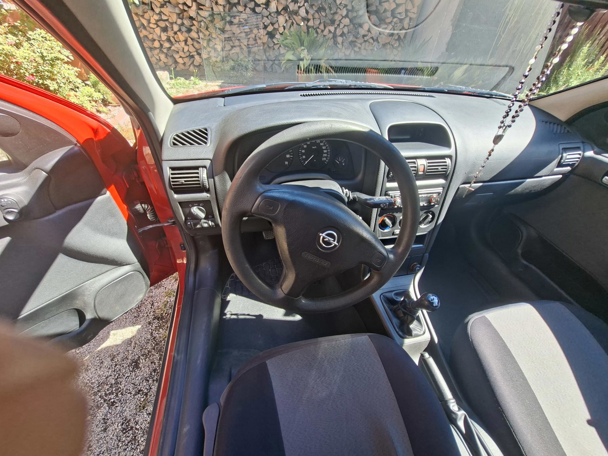 OPEL ASTRA 1.4, fotografija 3
