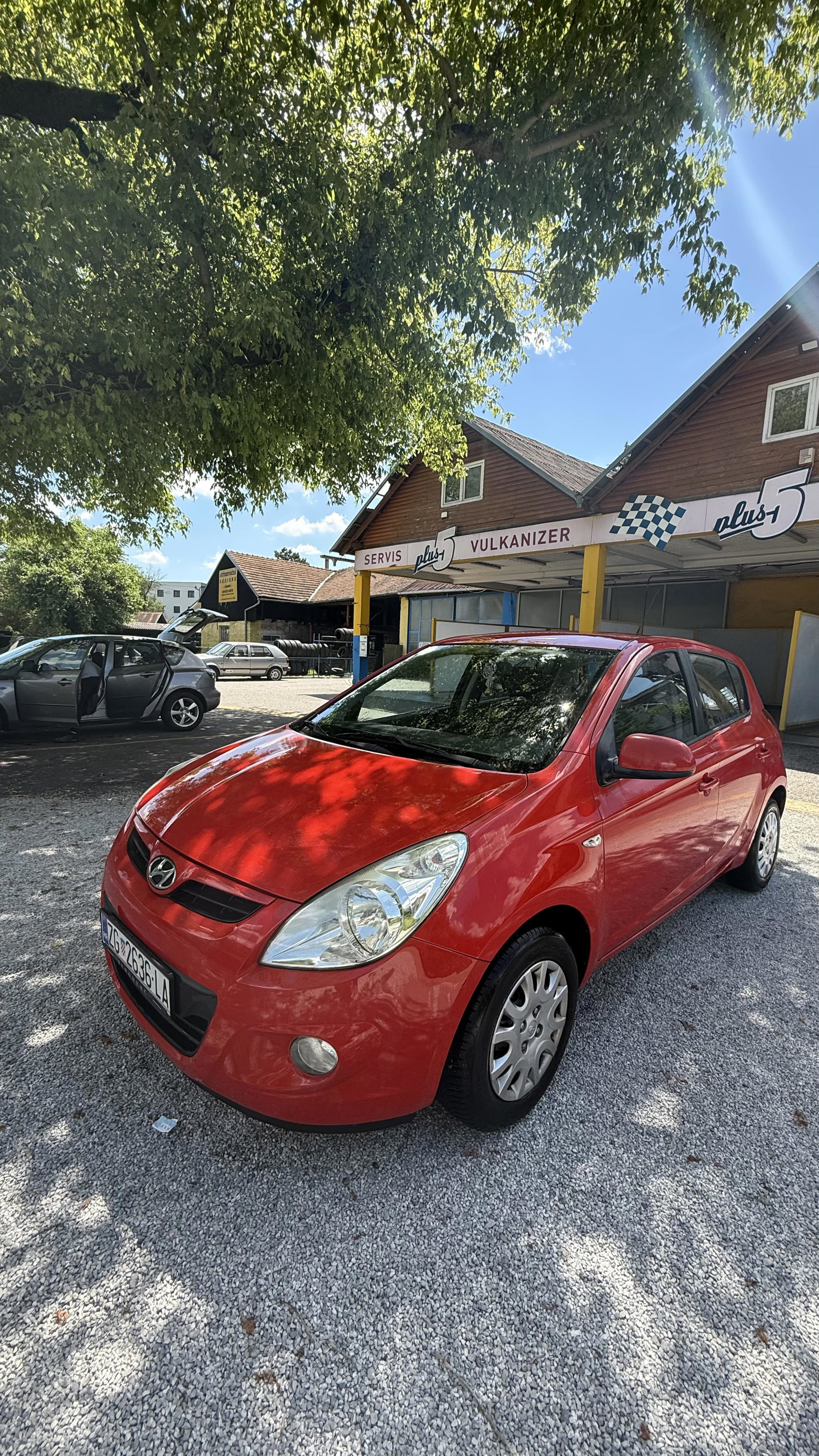 Hyundai i20 1.2 benzin – 2011. godište, fotografija 2