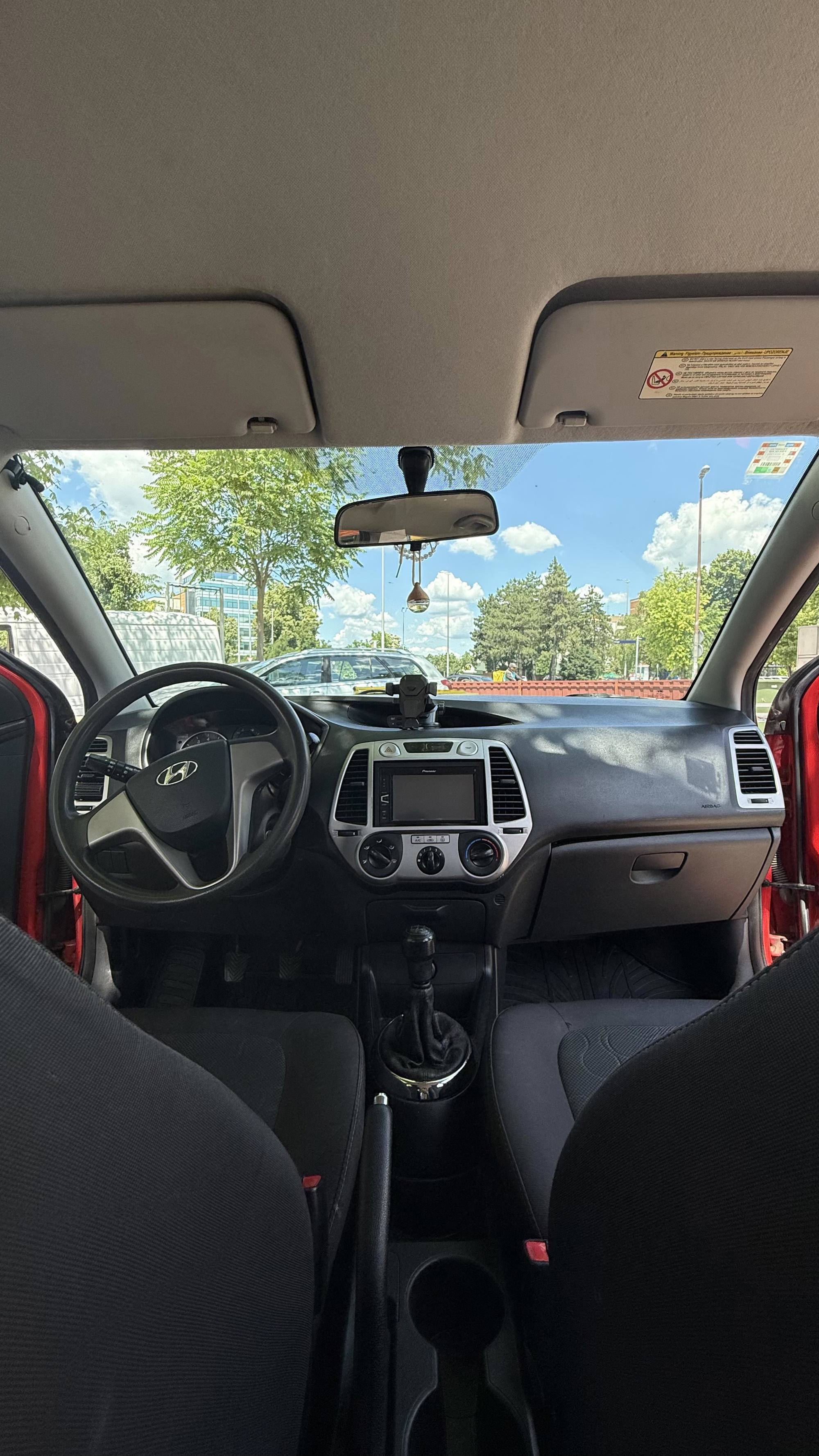 Hyundai i20 1.2 benzin – 2011. godište, fotografija 4