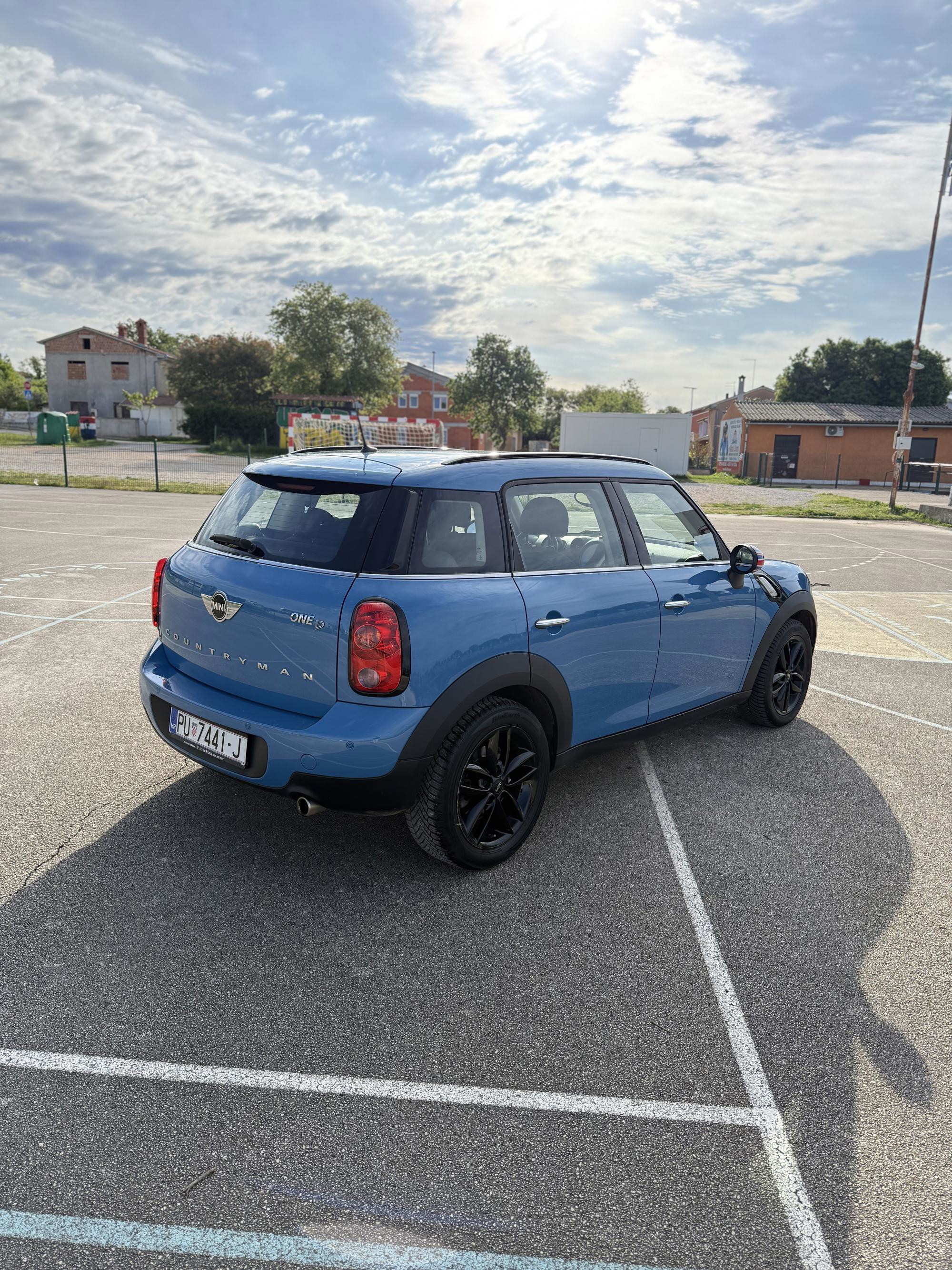 MINI Countryman 1,6D, fotografija 3