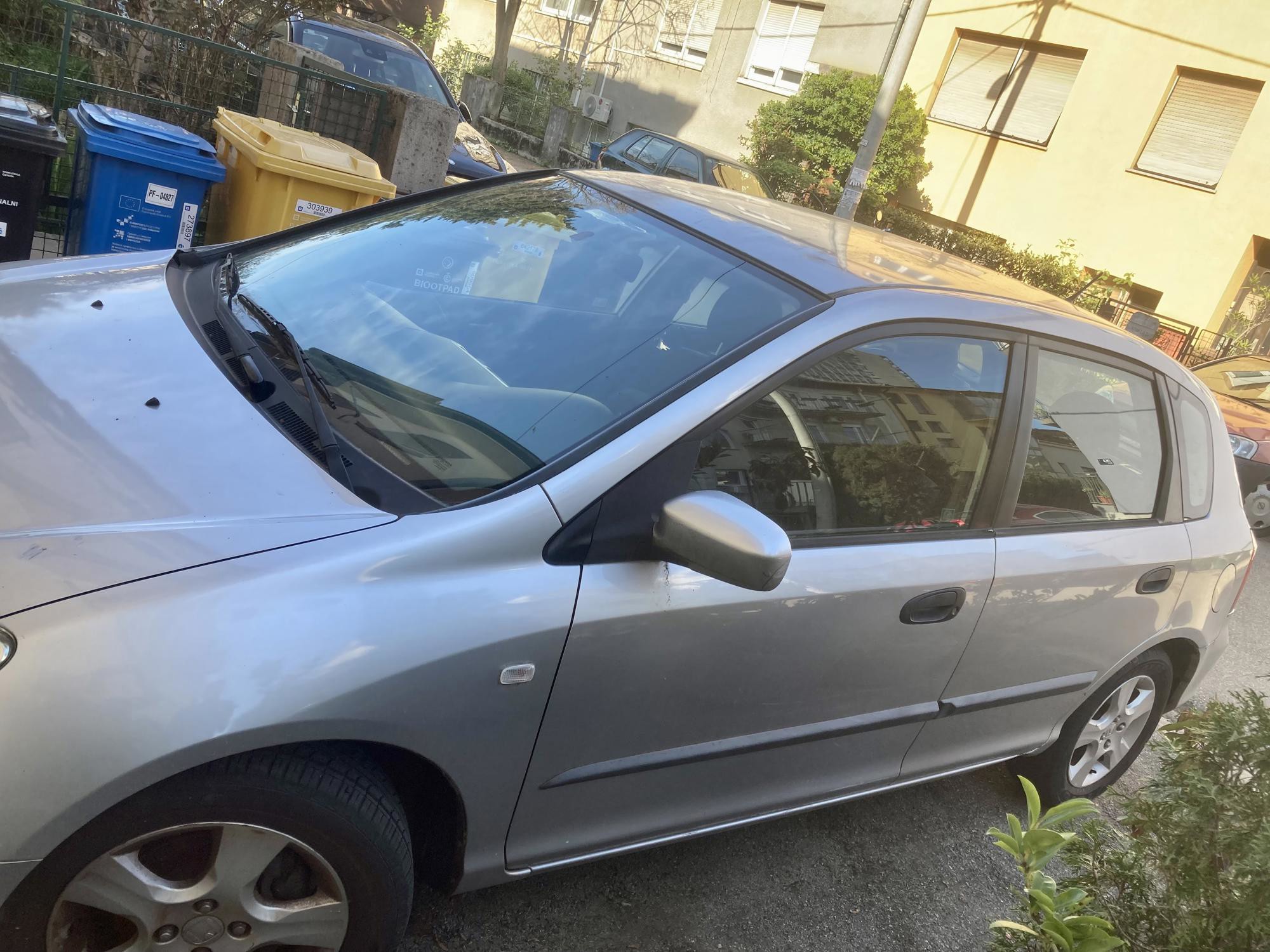 Honda Civic 1.4, fotografija 2