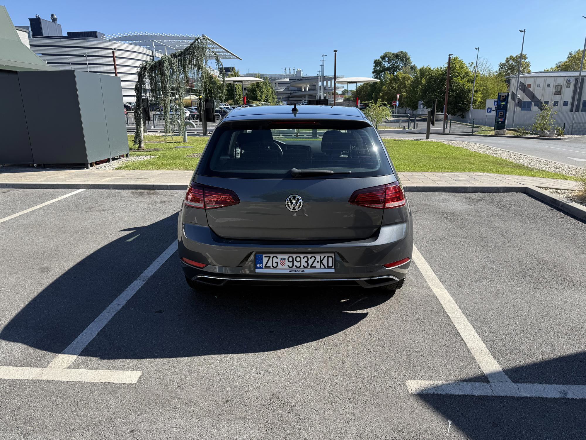 Prodajem VW Golf 7, fotografija 3