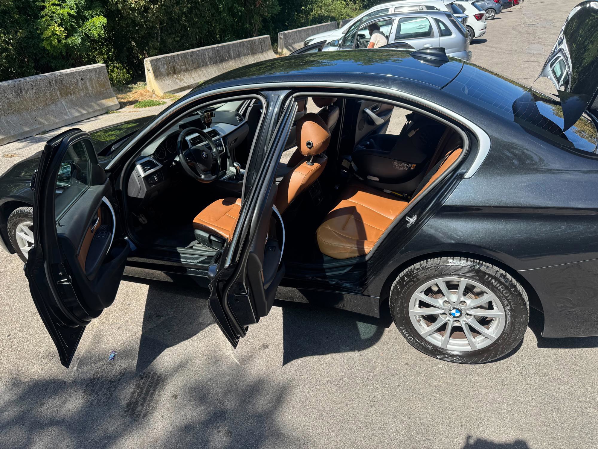 BMW 318d F30 2013, koža, zamijenjen lanac i remen, reg. do 03/2027, fotografija 8