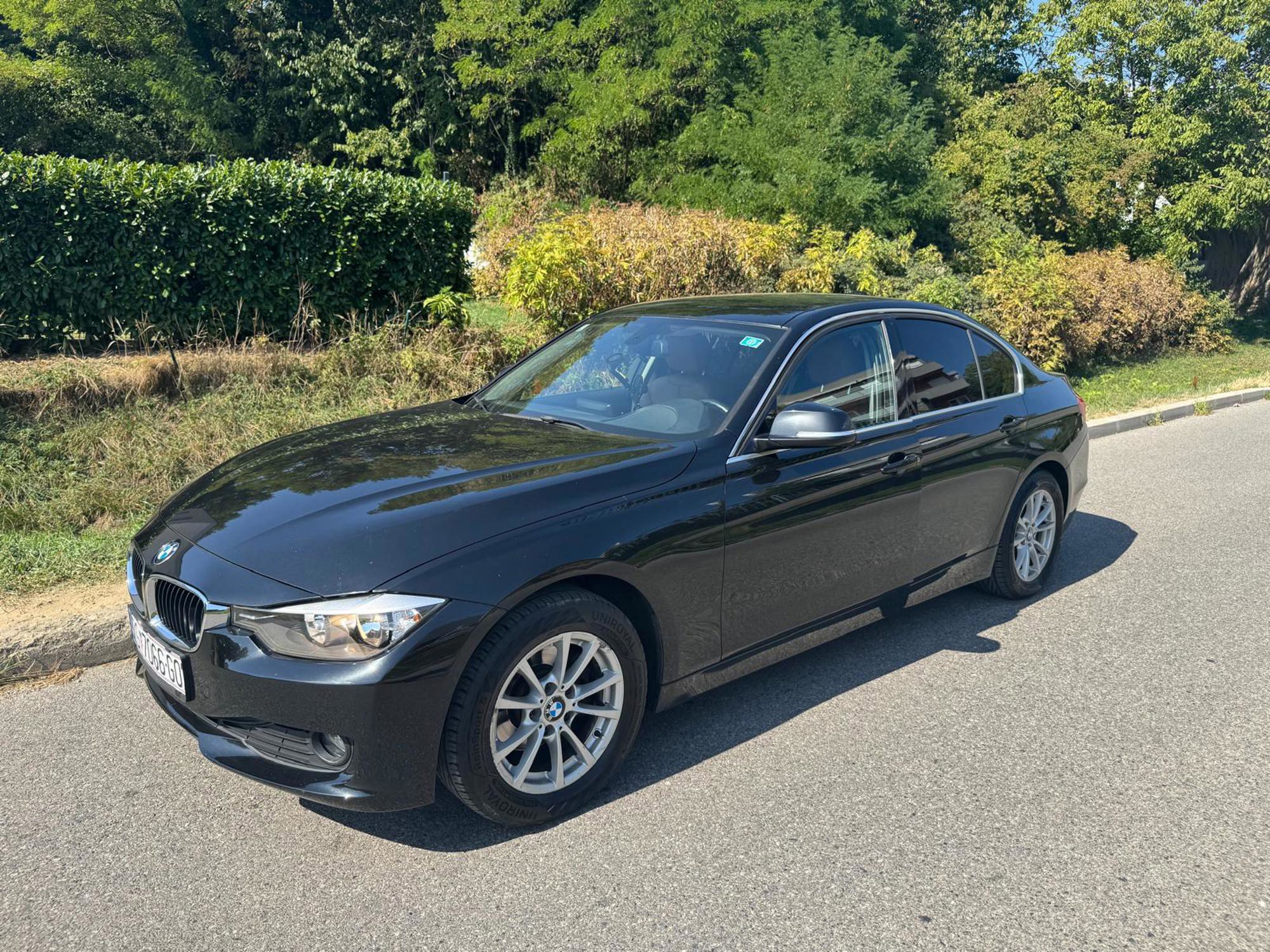 BMW 318d F30 2013, koža, zamijenjen lanac i remen, reg. do 03/2027, fotografija 16