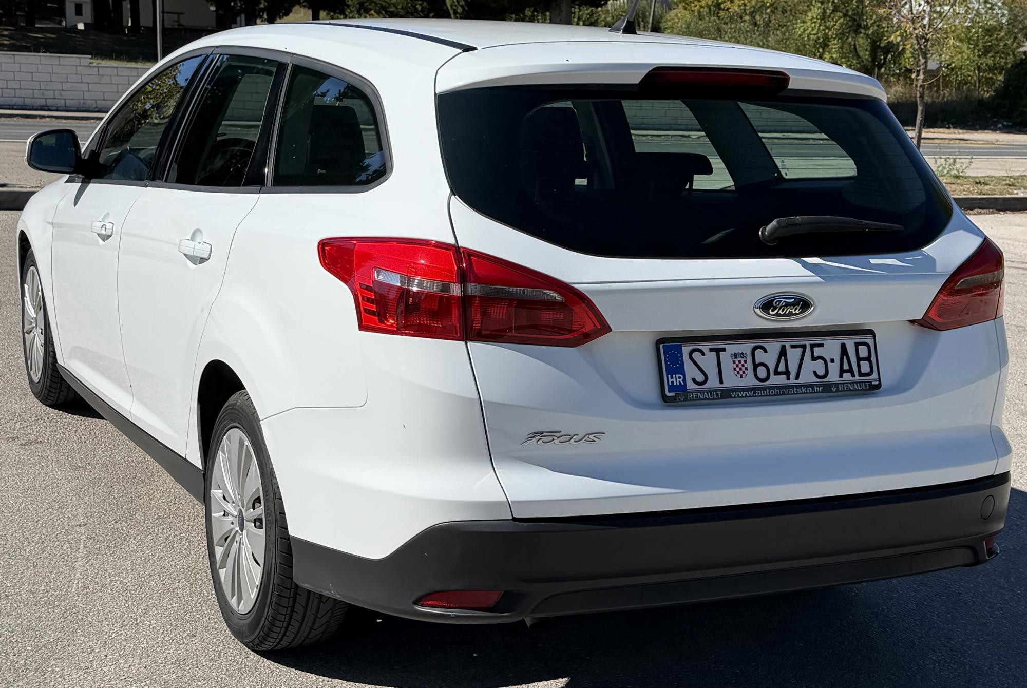Ford Focus 2017. god, 1.5 diesel, kompletna servisna povijest Zamjene, fotografija 4