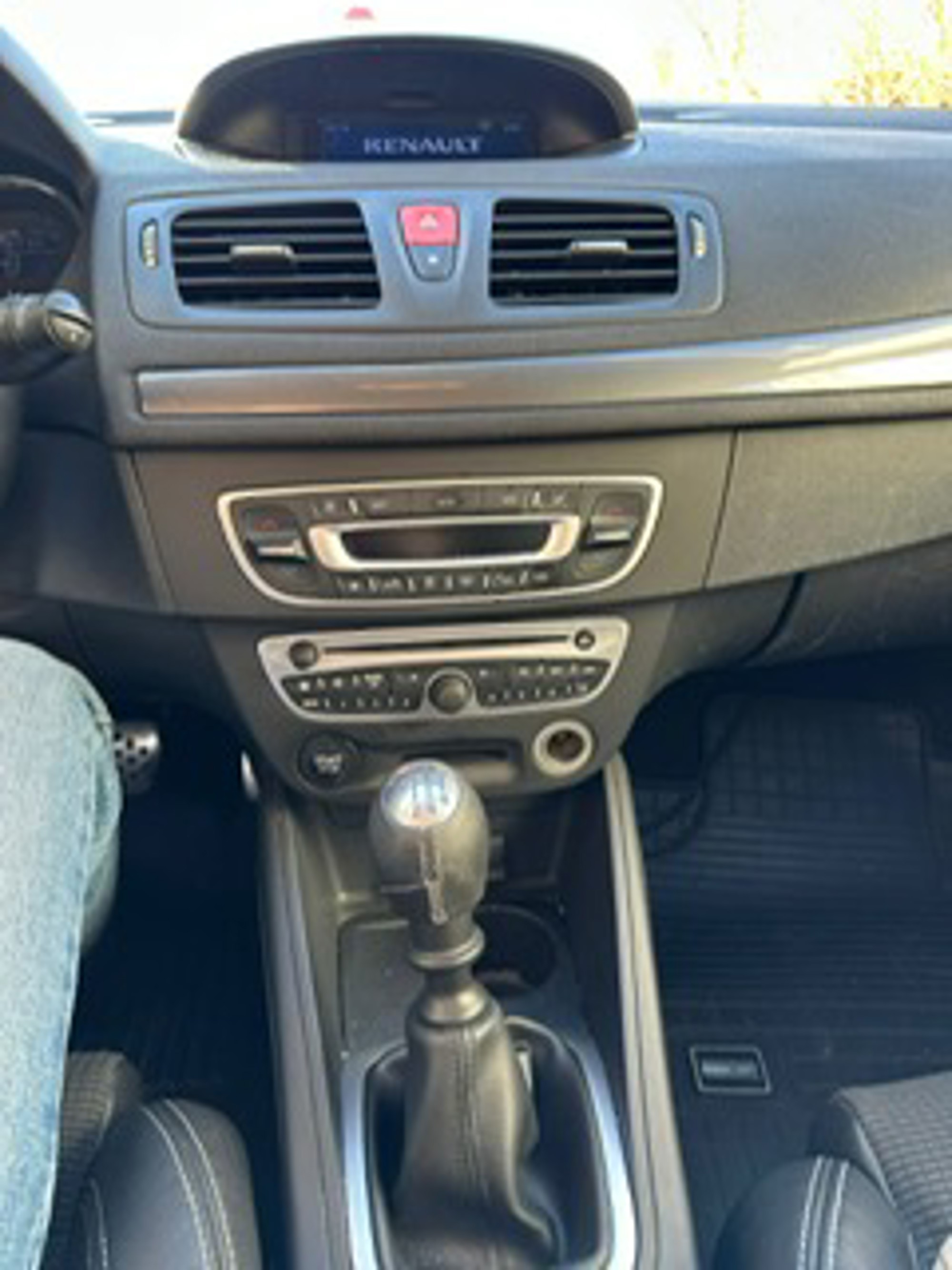 Renault megane 1, 5 dci, fotografija 5