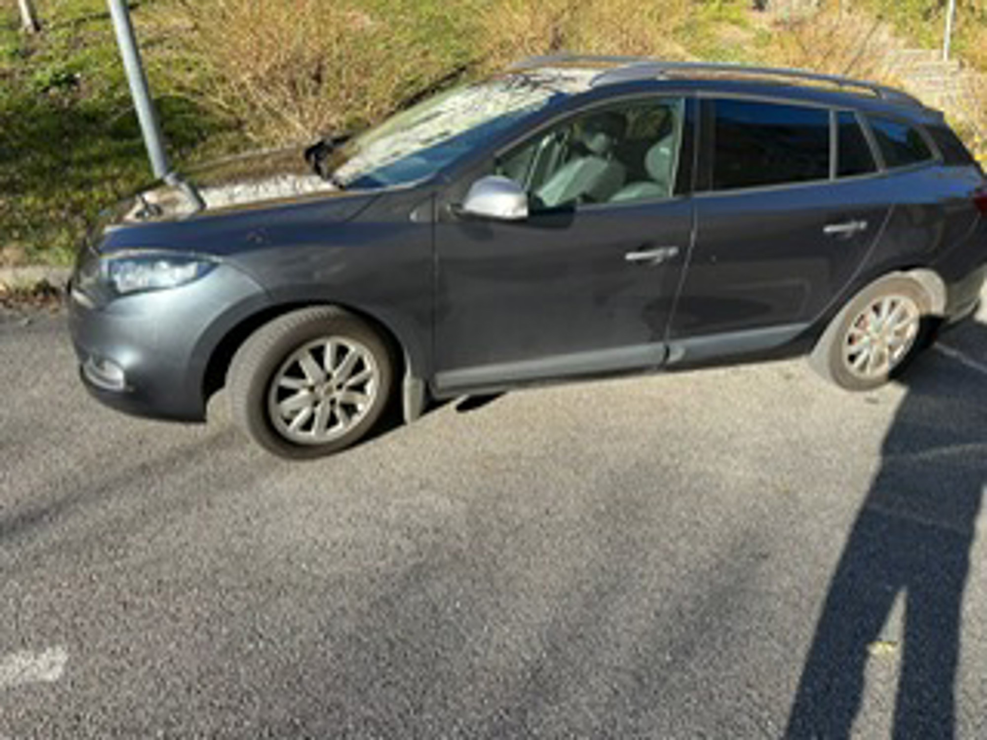 Renault megane 1, 5 dci, fotografija 2