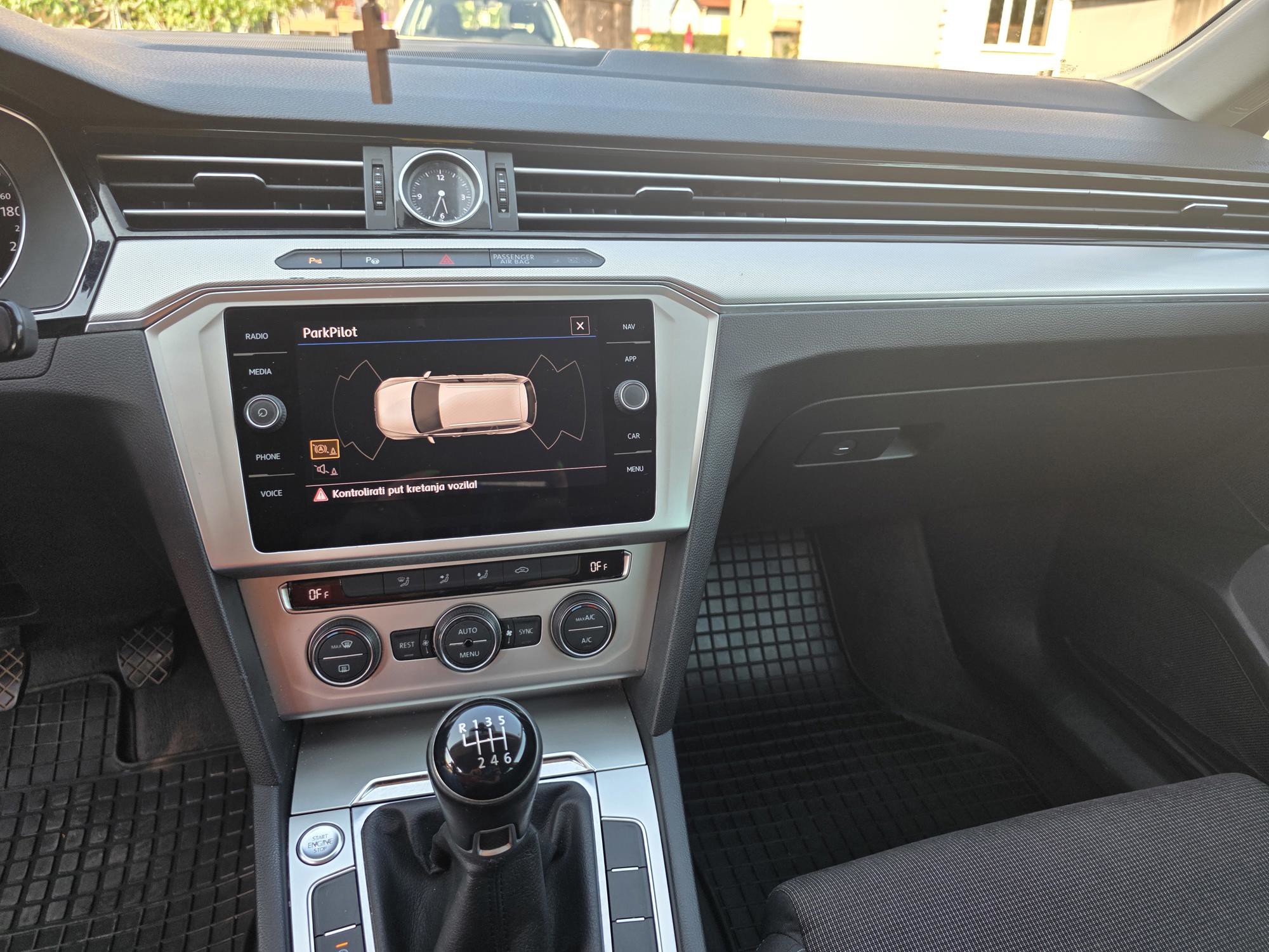 PASSAT VARIANT 2,0 TDI BLUE MOTION, fotografija 12