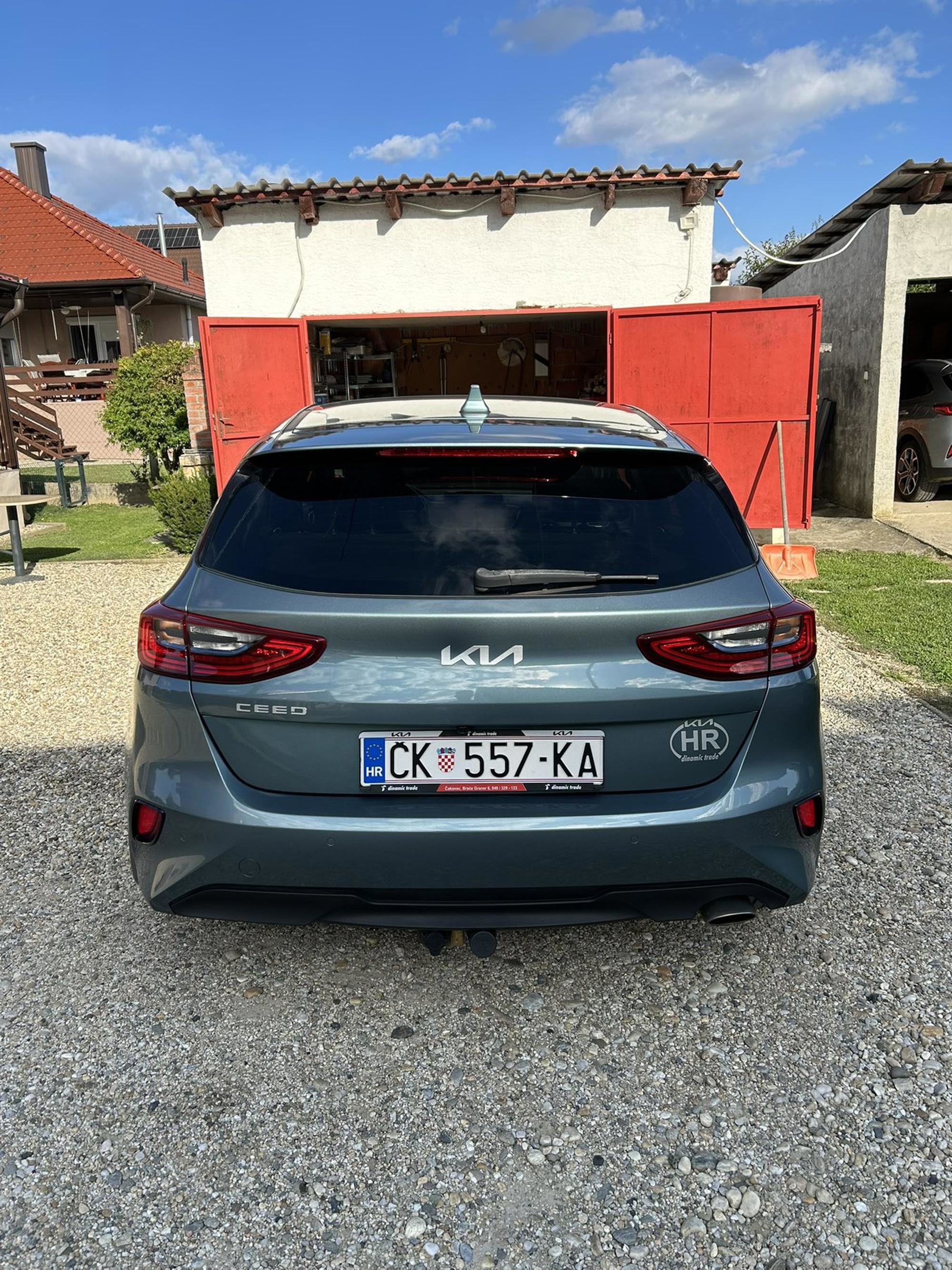 Auto oglas, fotografija 4