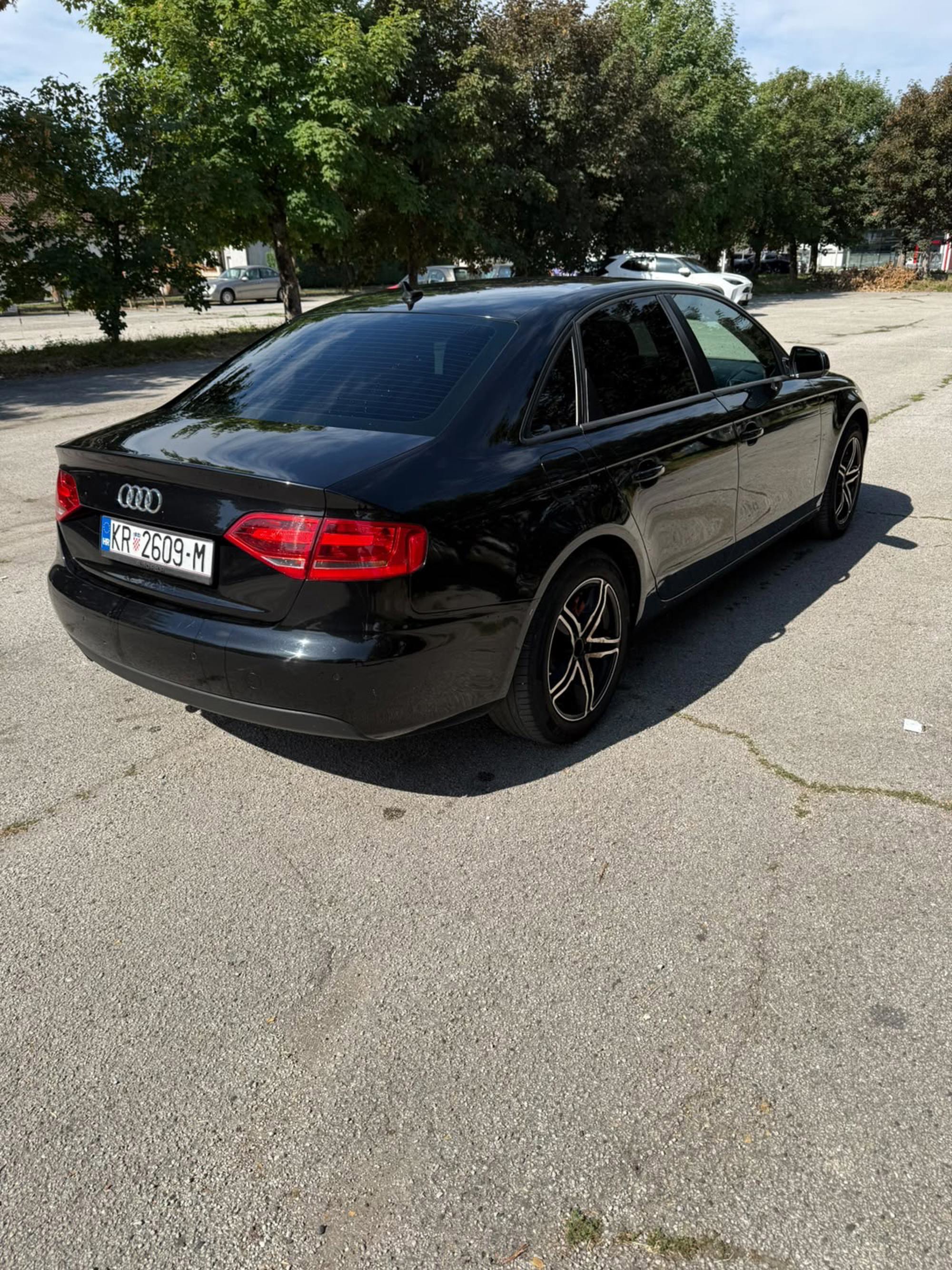 Audi A4 B8, fotografija 3