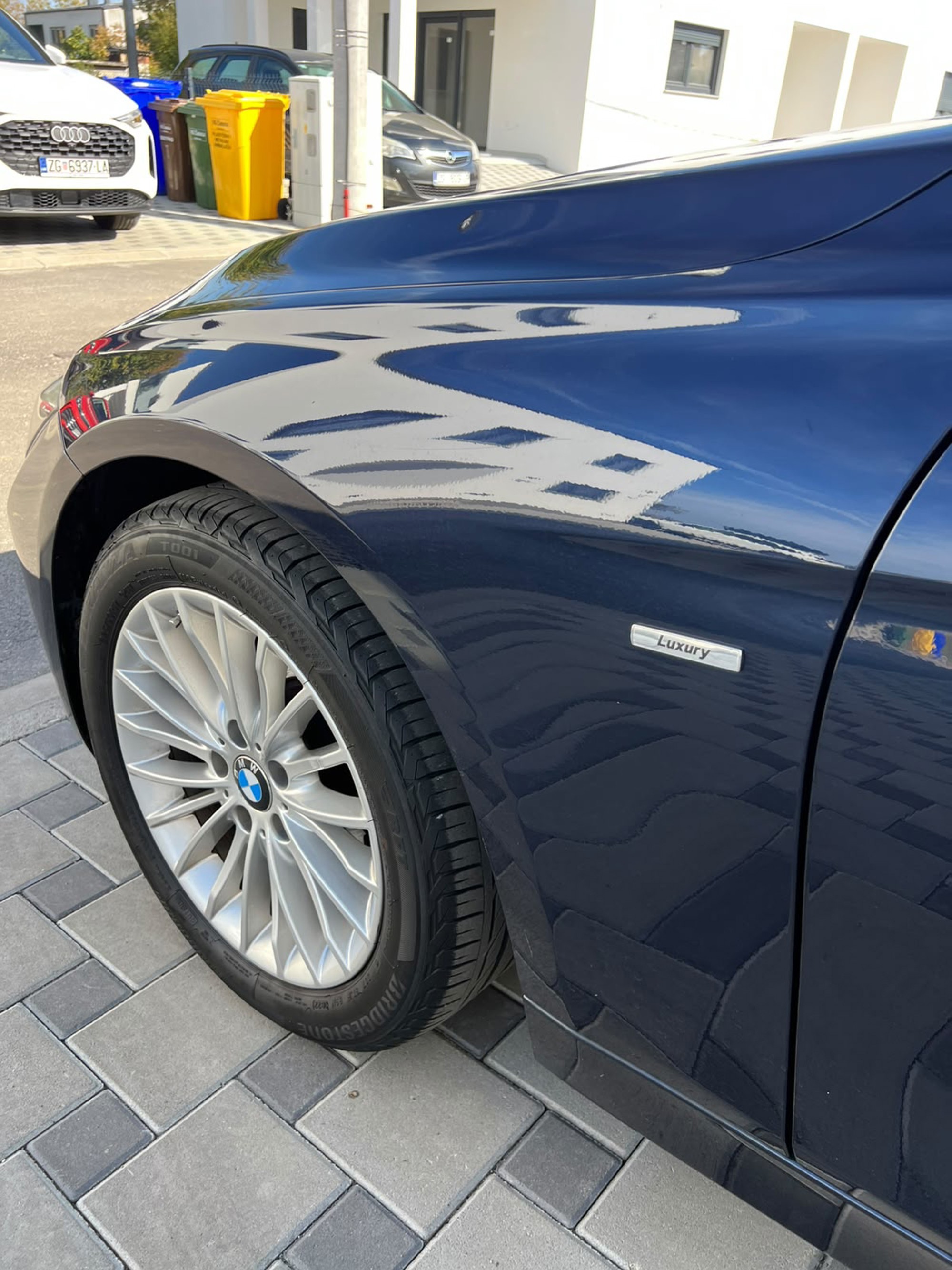 BMW 320d F30 Luxury automatic + 4 alufelge i zimske gume extra, fotografija 9