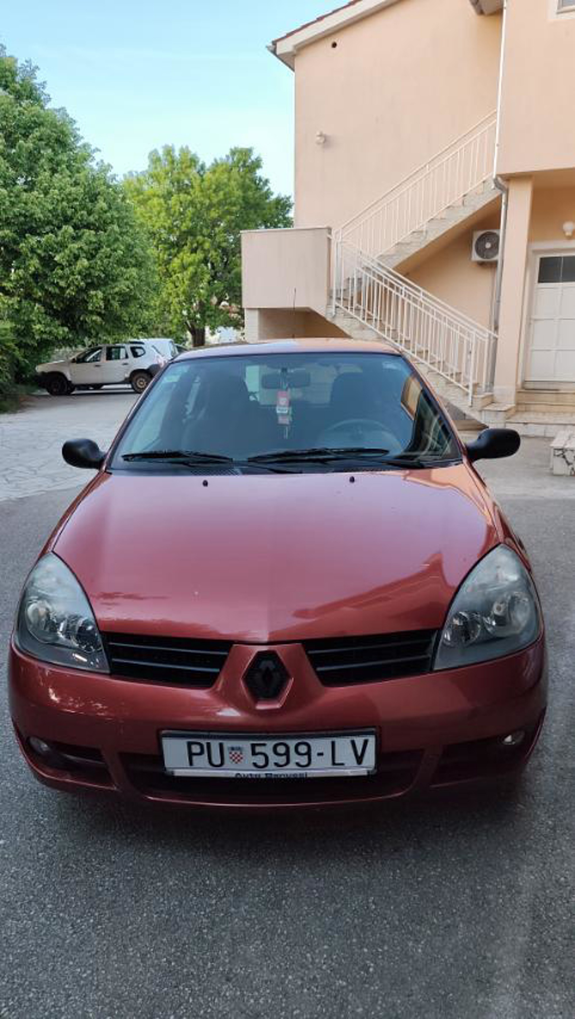 Prodaje se Renault Clio, fotografija 2