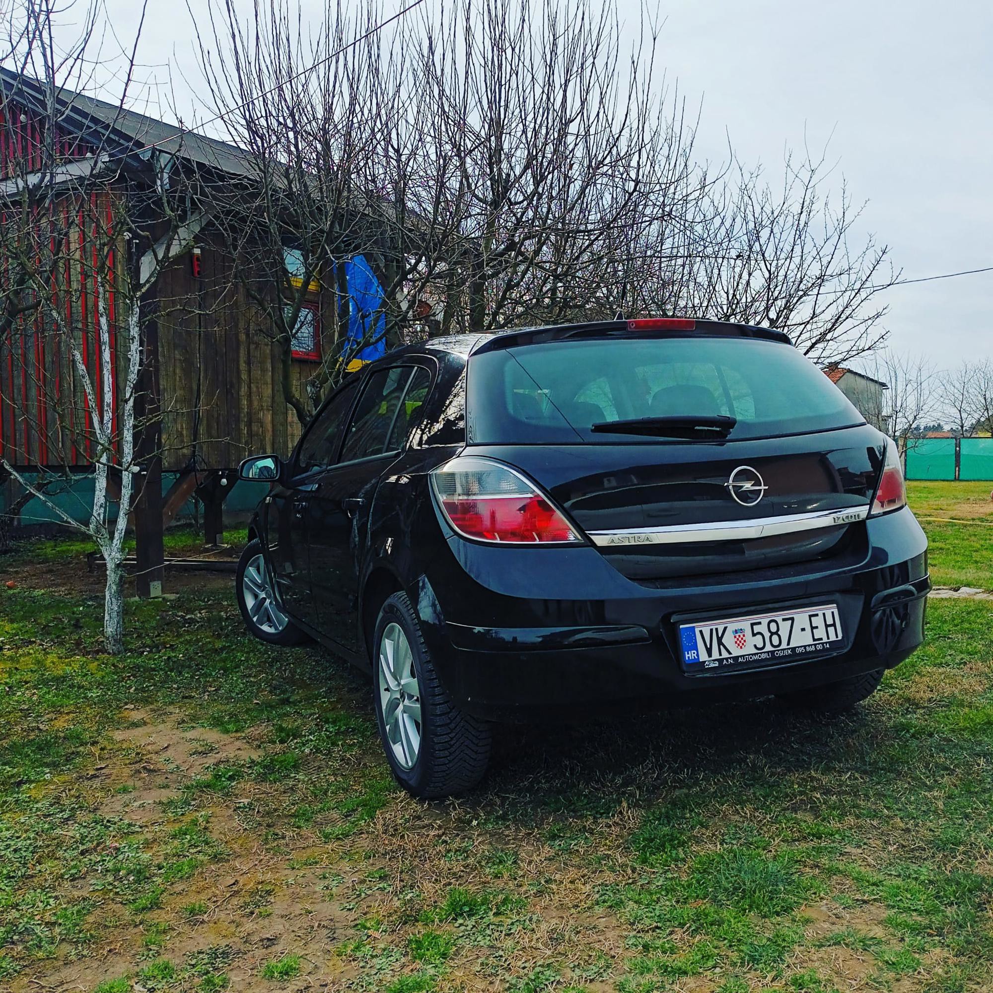 Opel astra 1.7 CDTi 2008 registrirana do 30.4.2027, fotografija 4