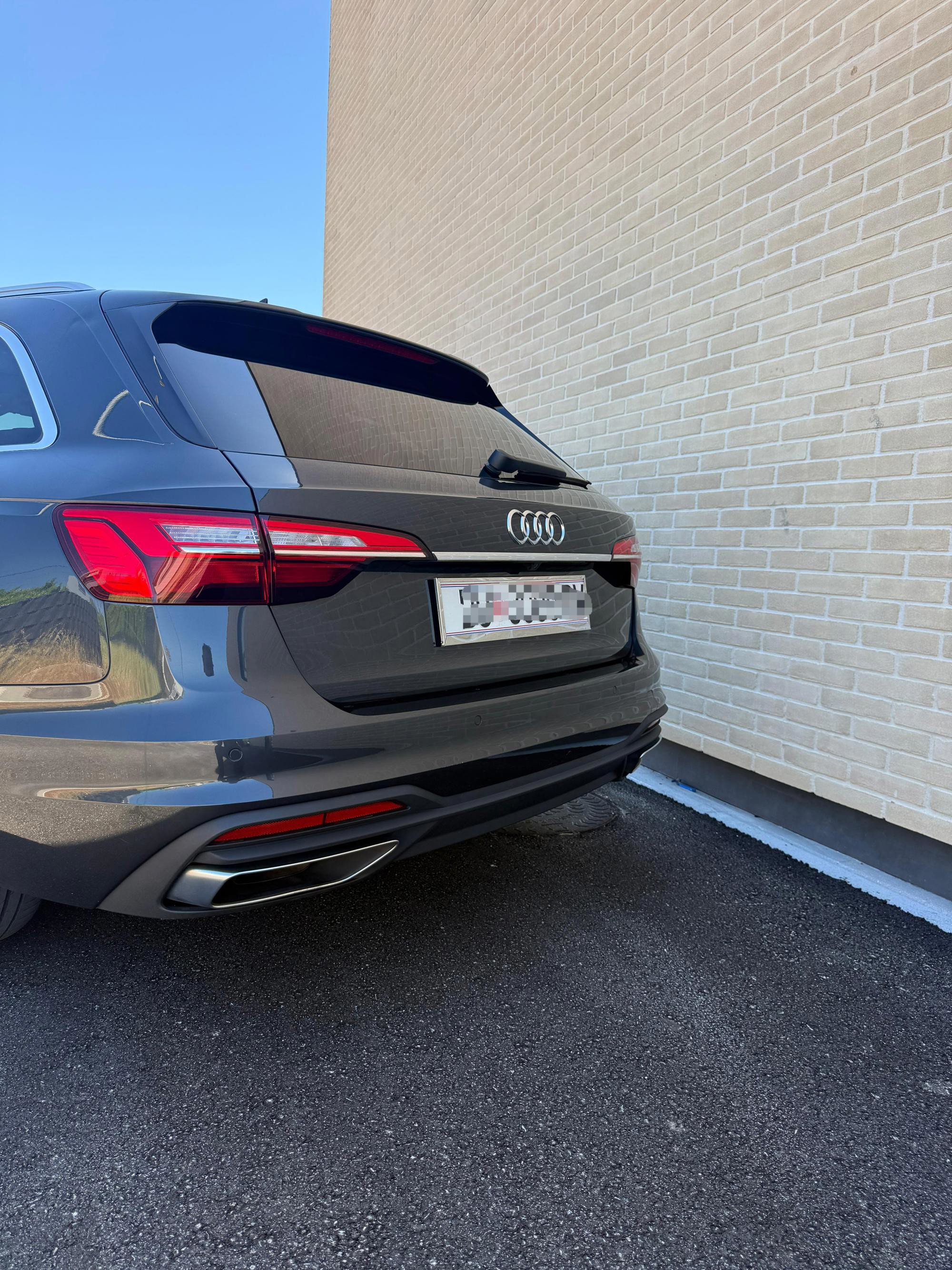 Audi A4 35TDI avant, fotografija 4
