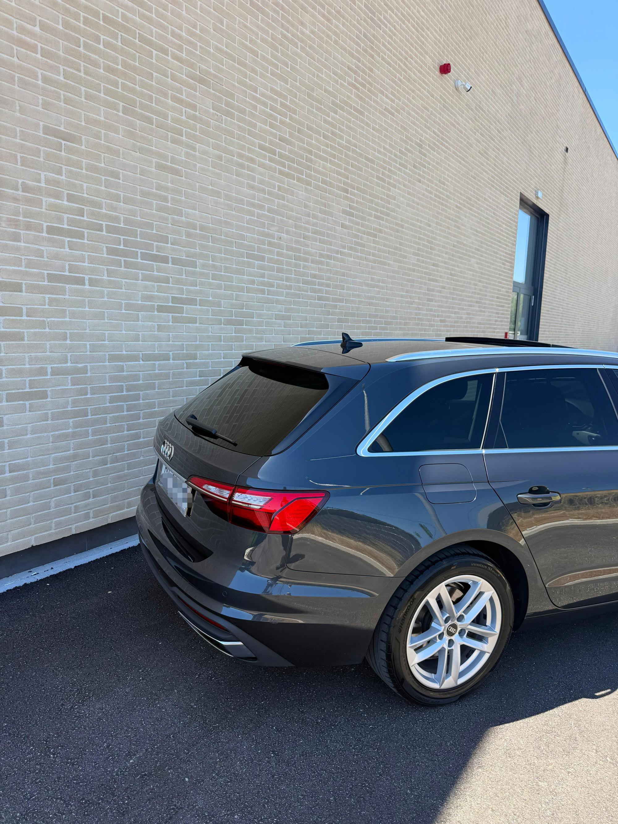 Audi A4 35TDI avant, fotografija 2