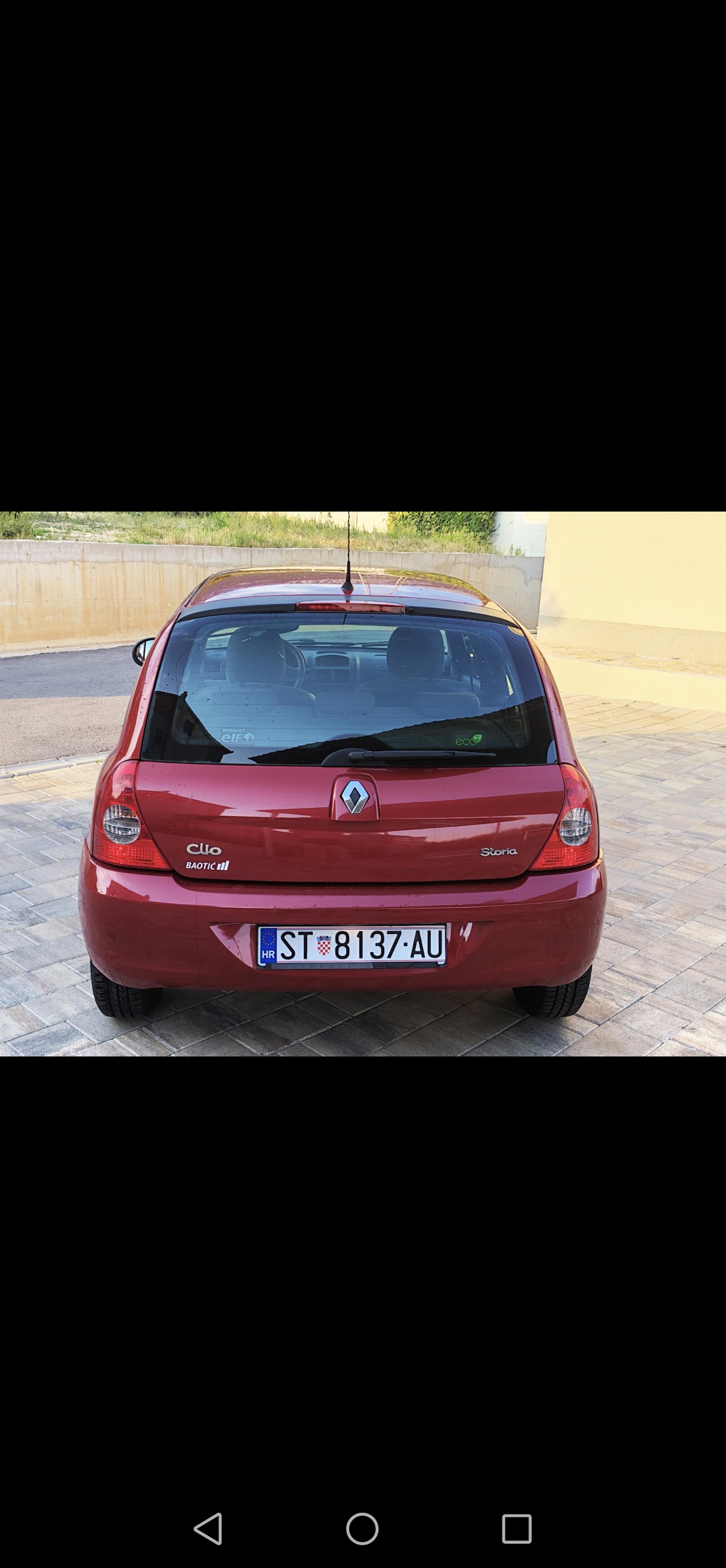 Renault Clio 1.2 8V -IZVANREDNO STANJE-, fotografija 3