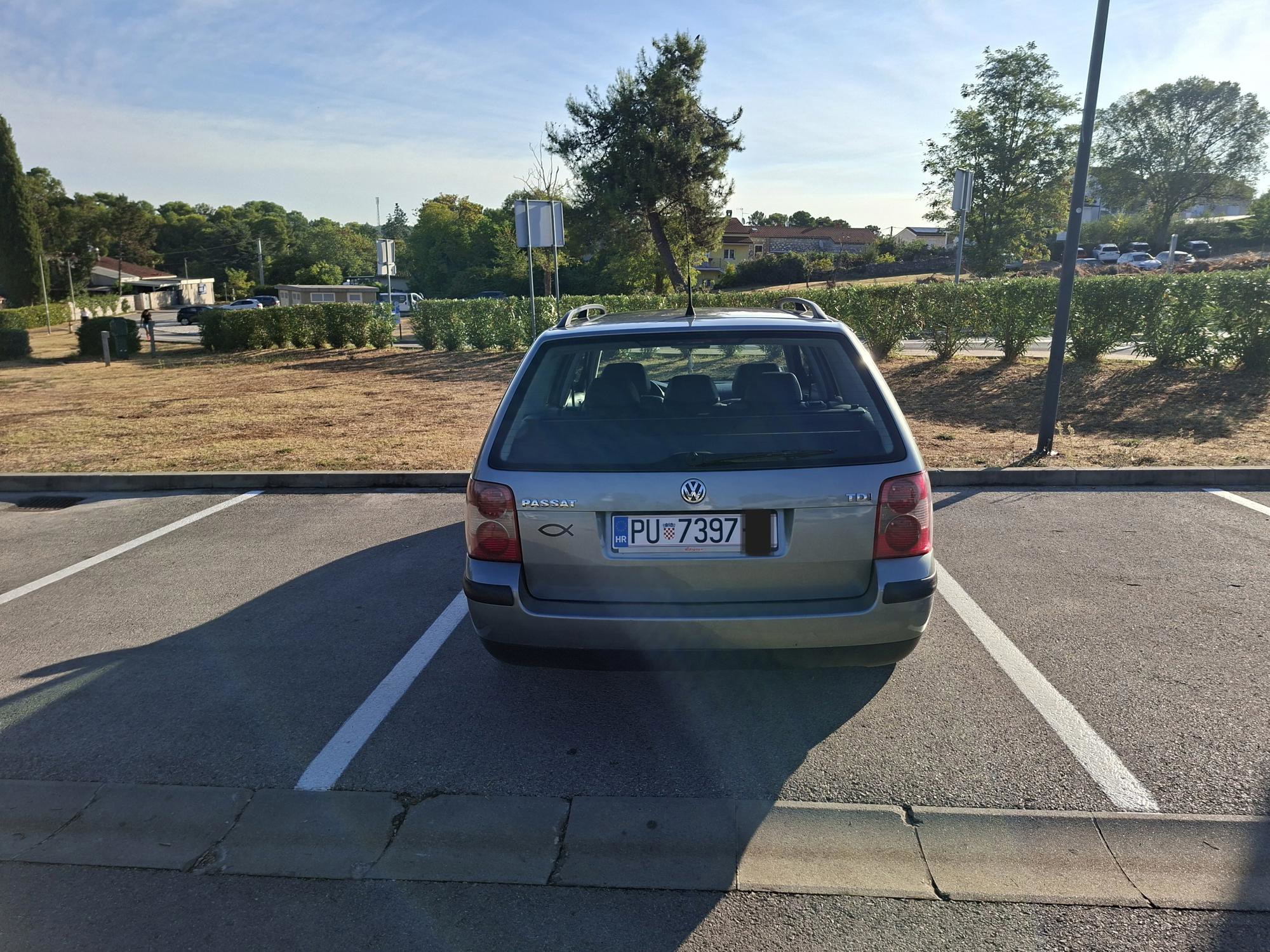Prodaja automobila, fotografija 4
