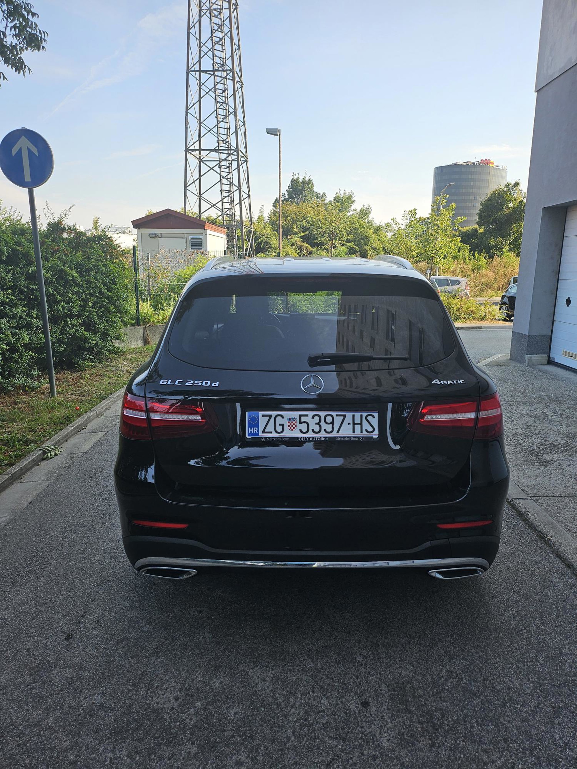 MERCEDES-BENZ GLC 250D 4M, AMG, ZRAČNI OVJES, PLUS PAKET, REG. 09/27, fotografija 4
