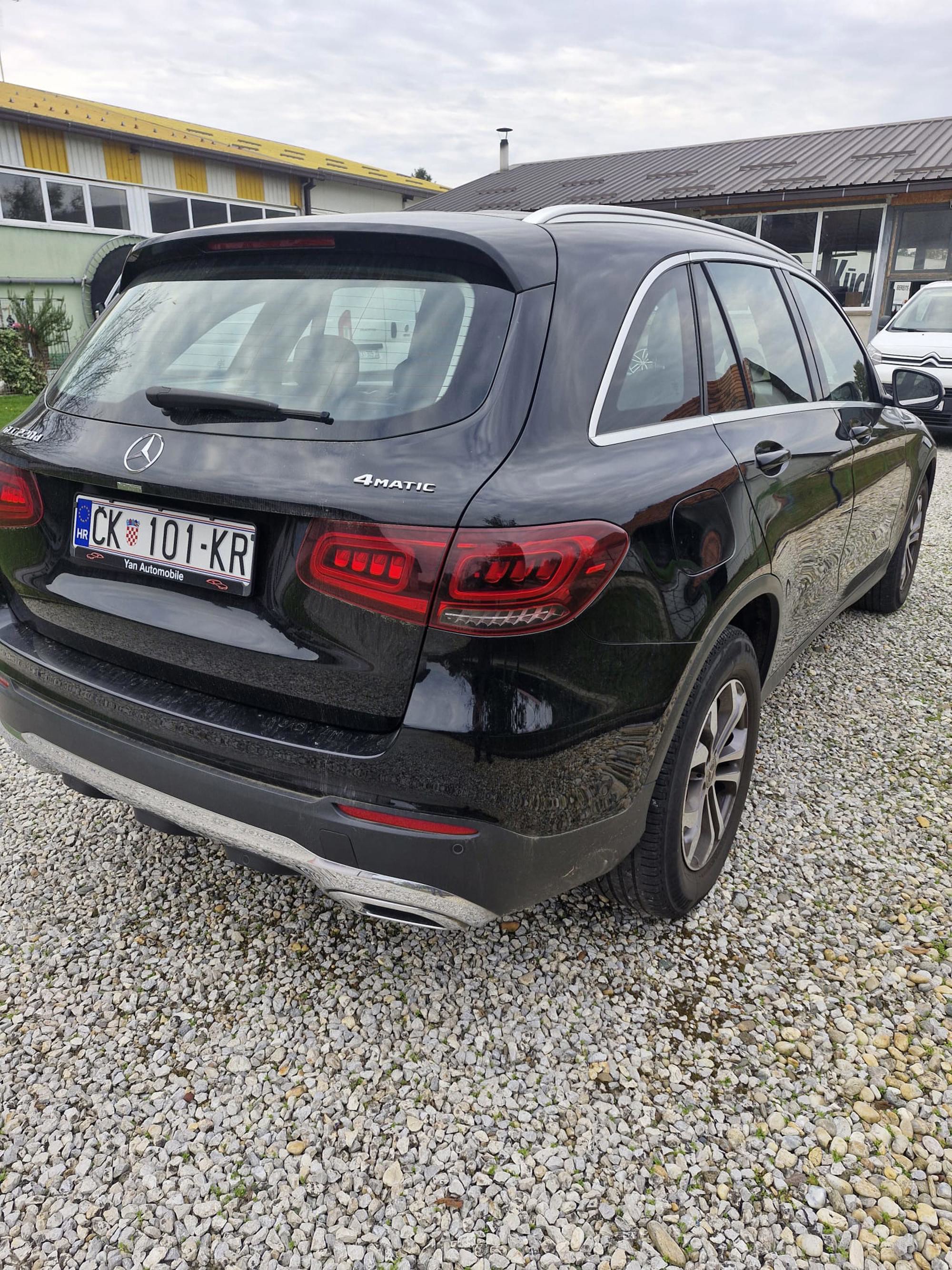 Prodajem Mercedes GLC 2019 159 000 km 26 500 €, fotografija 2