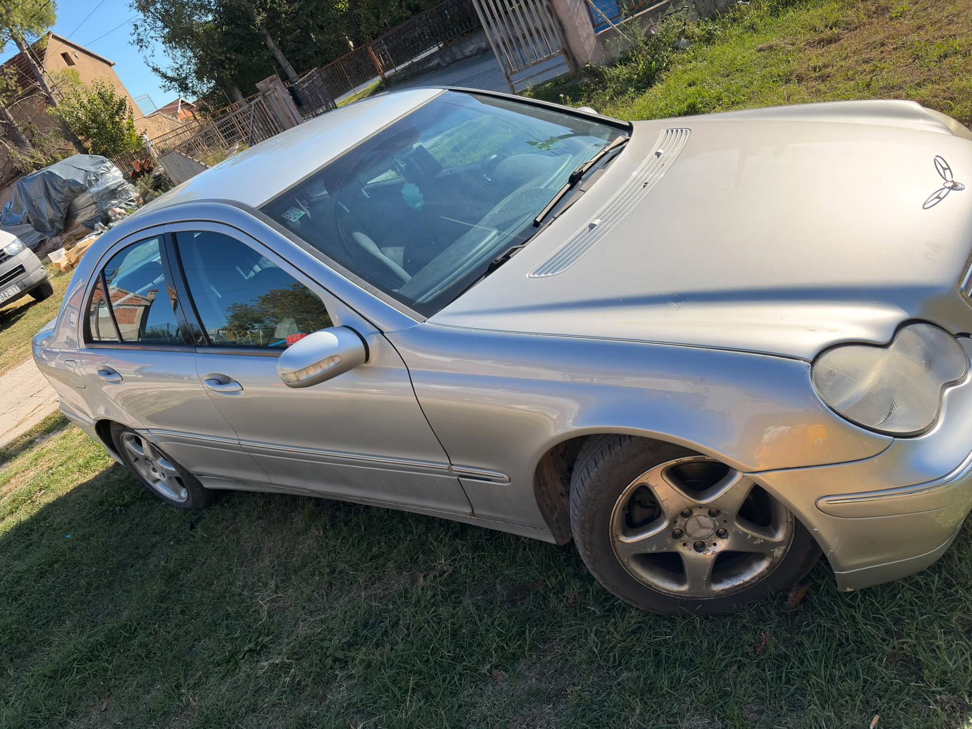 Mercedes w203, pogled izvana - slika 2